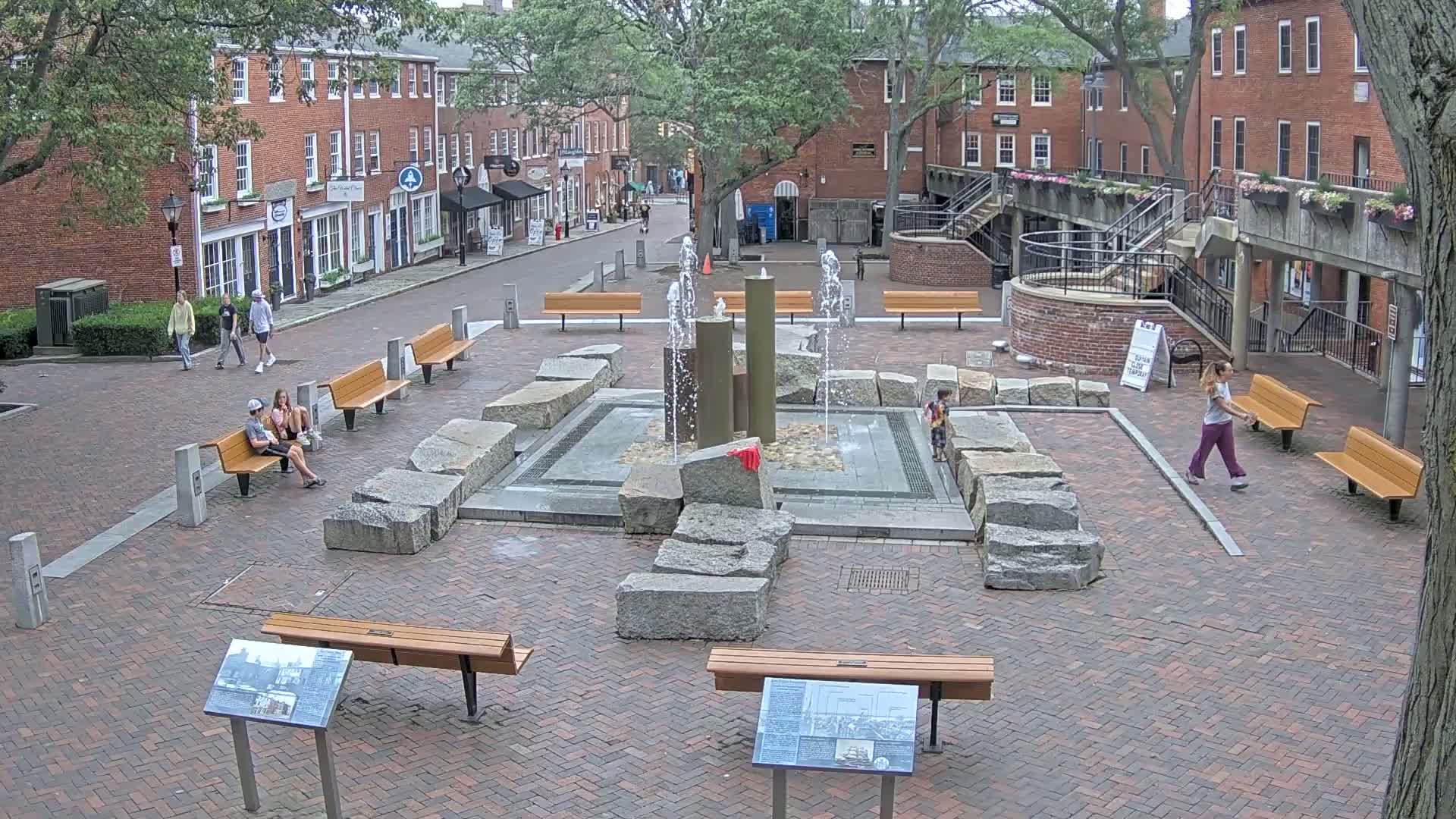 Newburyport, 6 Inn Street North View Live Cam - Newburyport, Essex, Massachusetts, USA
