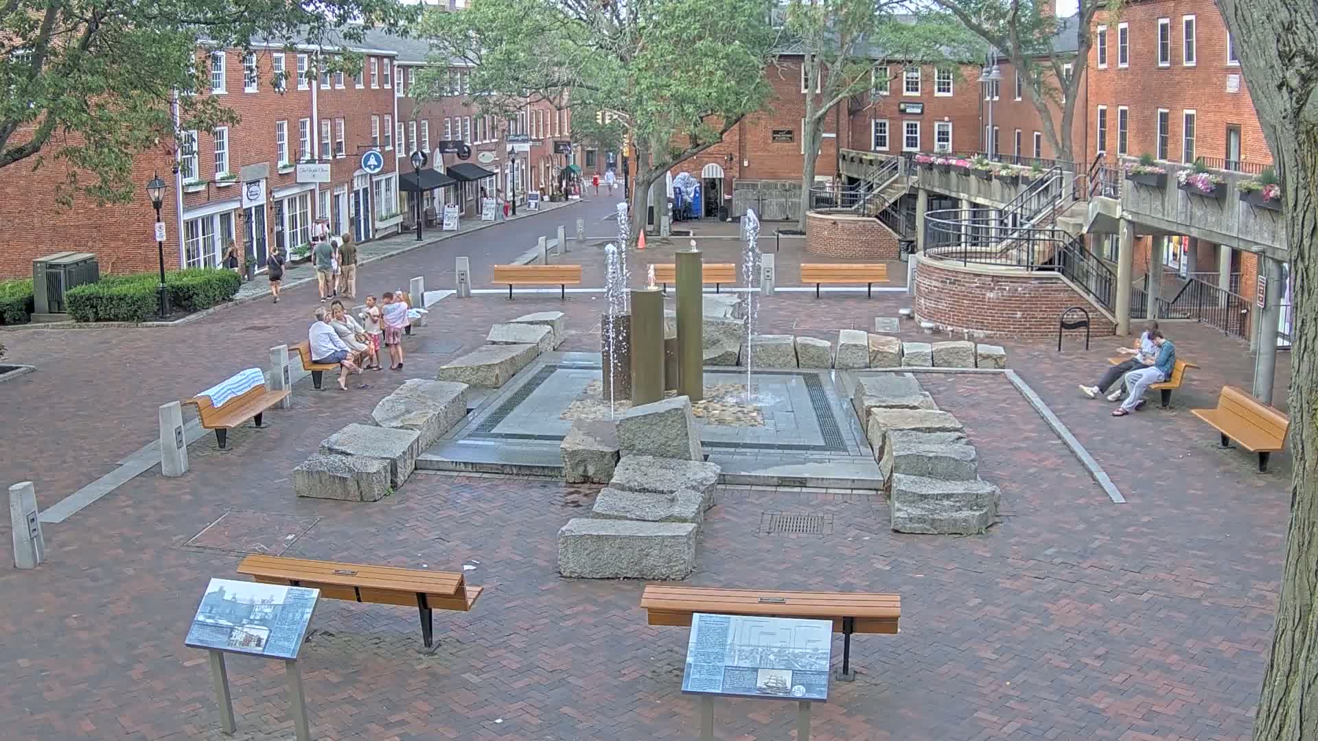Newburyport, 6 Inn Street North View Live Cam - Newburyport, Essex, Massachusetts, USA