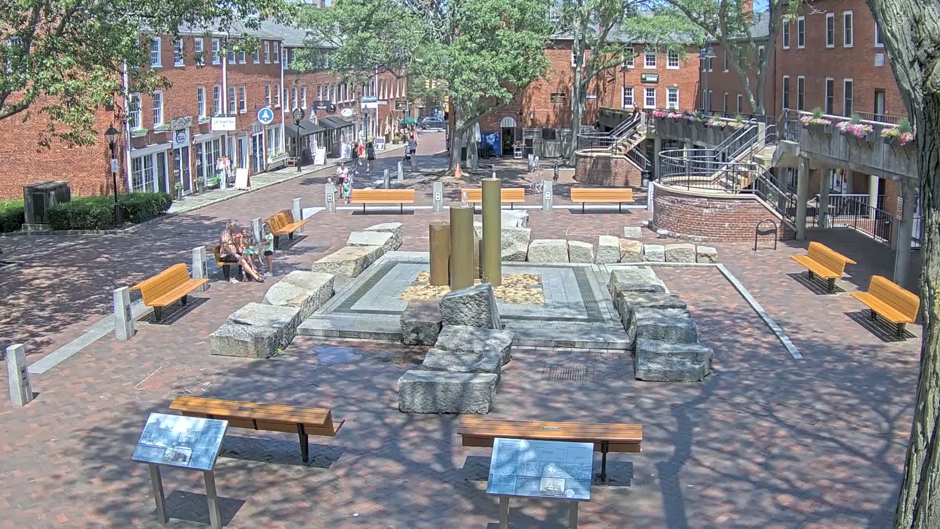 Newburyport, 6 Inn Street North View Live Cam - Newburyport, Essex, Massachusetts, USA