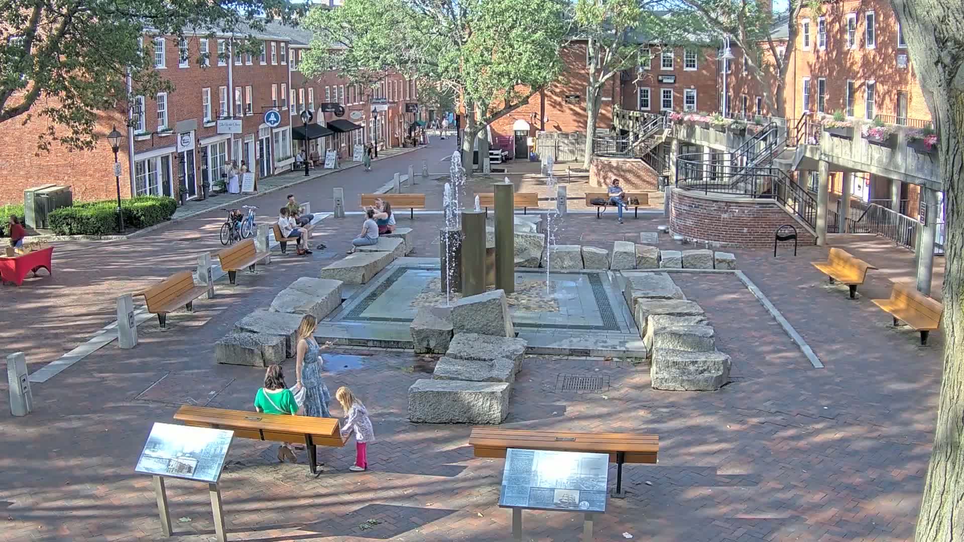 Newburyport, 6 Inn Street North View Live Cam - Newburyport, Essex, Massachusetts, USA