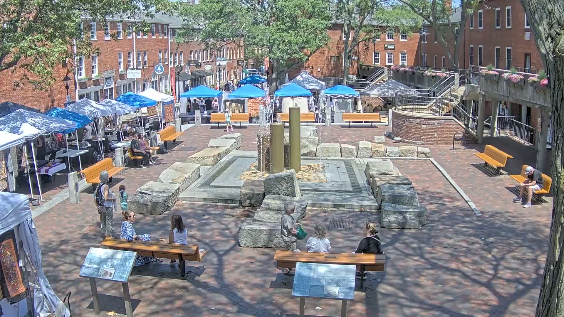 Newburyport, 6 Inn Street North View Live Cam - Newburyport, Essex, Massachusetts, USA