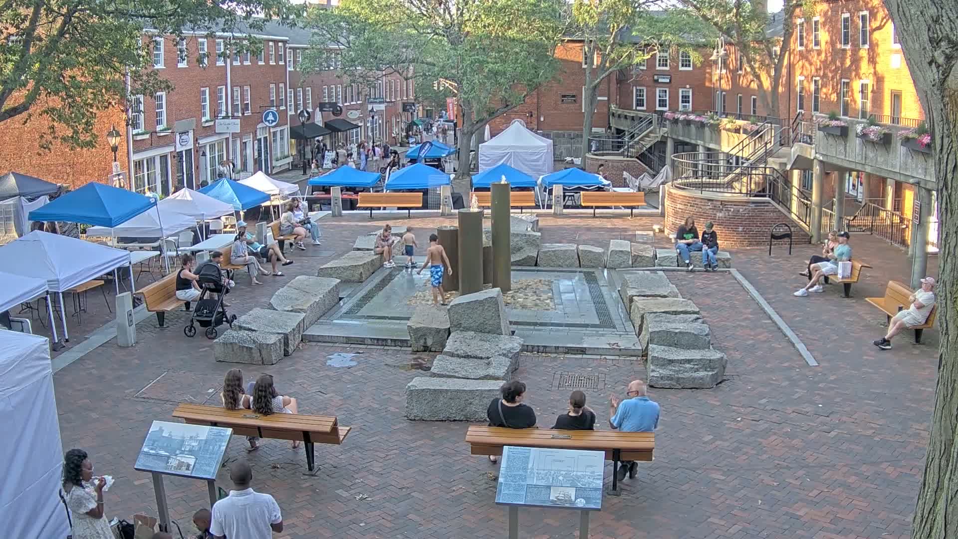 Newburyport, 6 Inn Street North View Live Cam - Newburyport, Essex, Massachusetts, USA