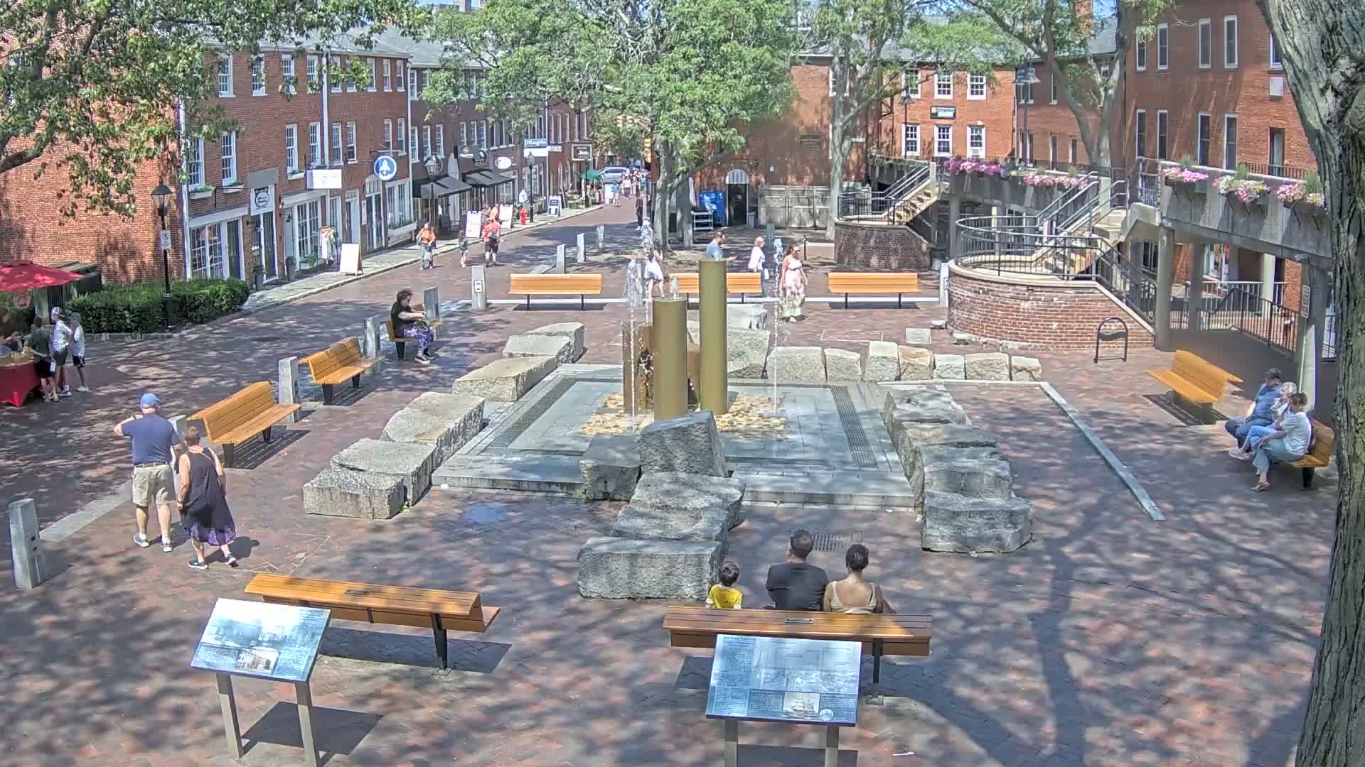 Newburyport, 6 Inn Street North View Live Cam - Newburyport, Essex, Massachusetts, USA