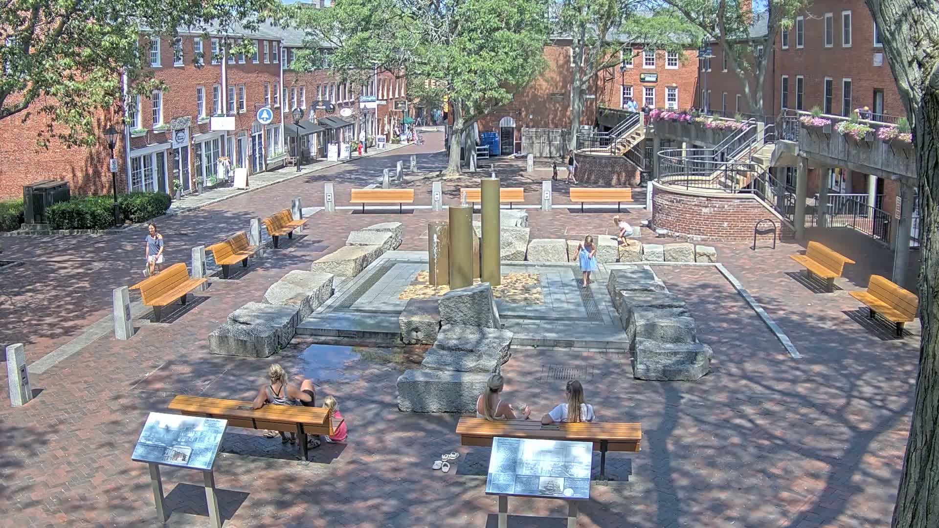 Newburyport, 6 Inn Street North View Live Cam - Newburyport, Essex, Massachusetts, USA