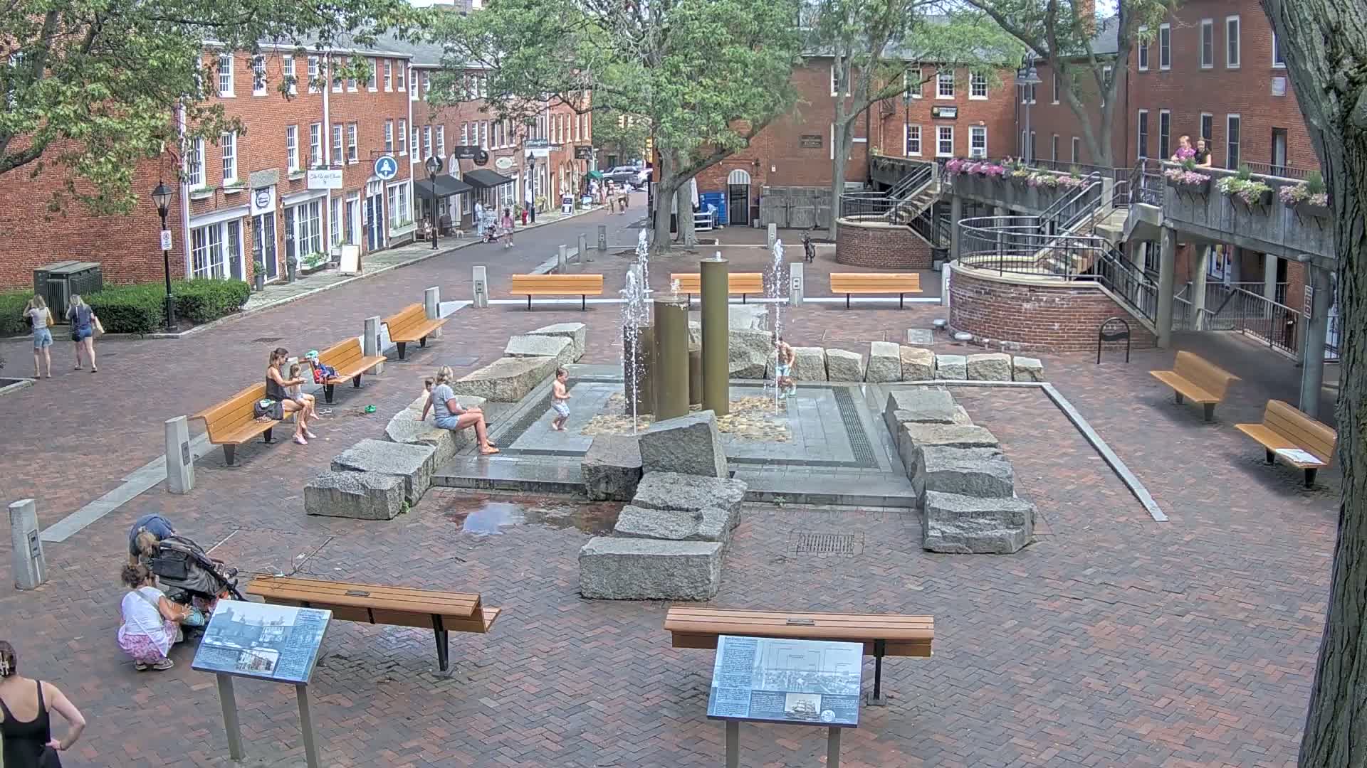Newburyport, 6 Inn Street North View Live Cam - Newburyport, Essex, Massachusetts, USA