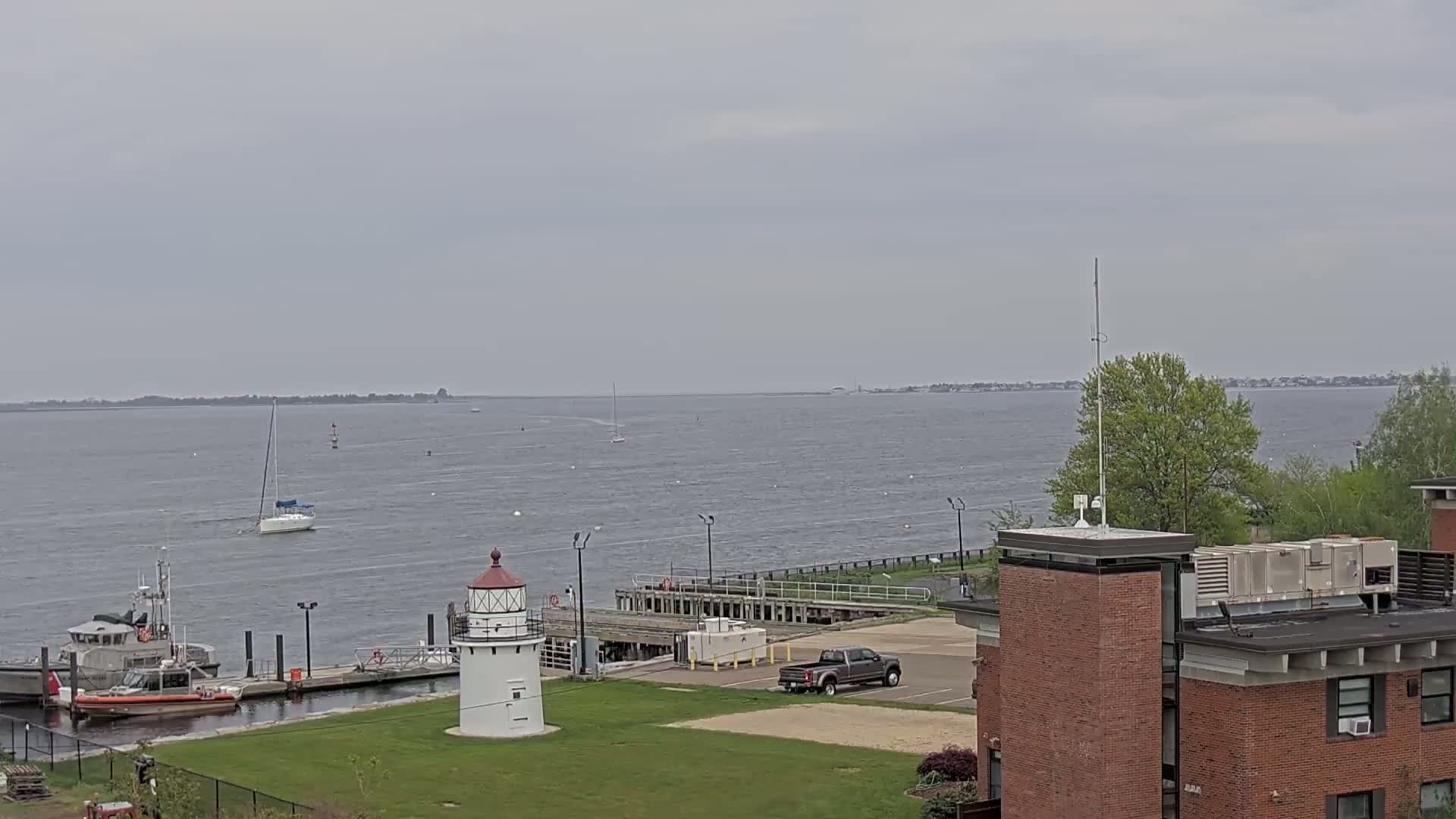 Newburyport,  Merrimack River Shipspotting Boat Traffic Live Cam - Newburyport, Essex, Massachusetts, USA