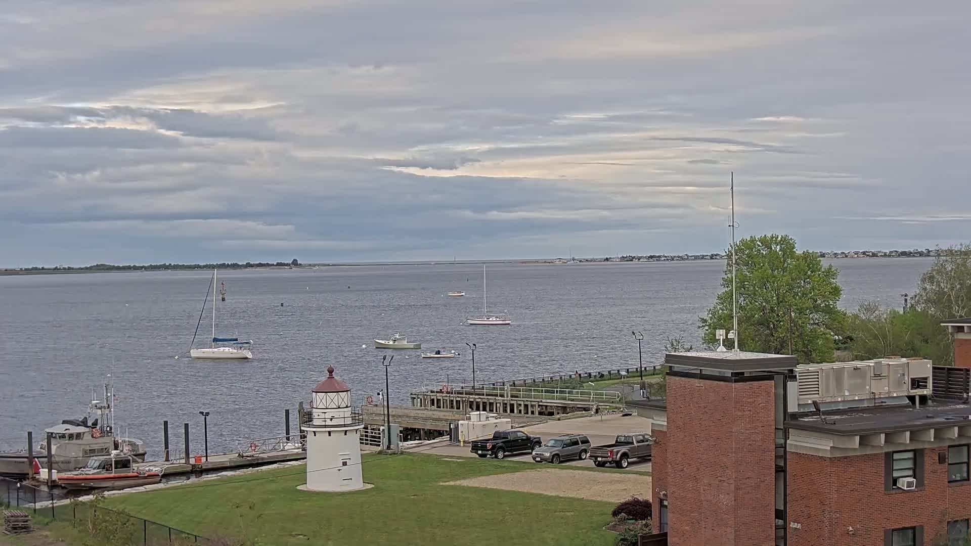 Newburyport,  Merrimack River Shipspotting Boat Traffic Live Cam - Newburyport, Essex, Massachusetts, USA