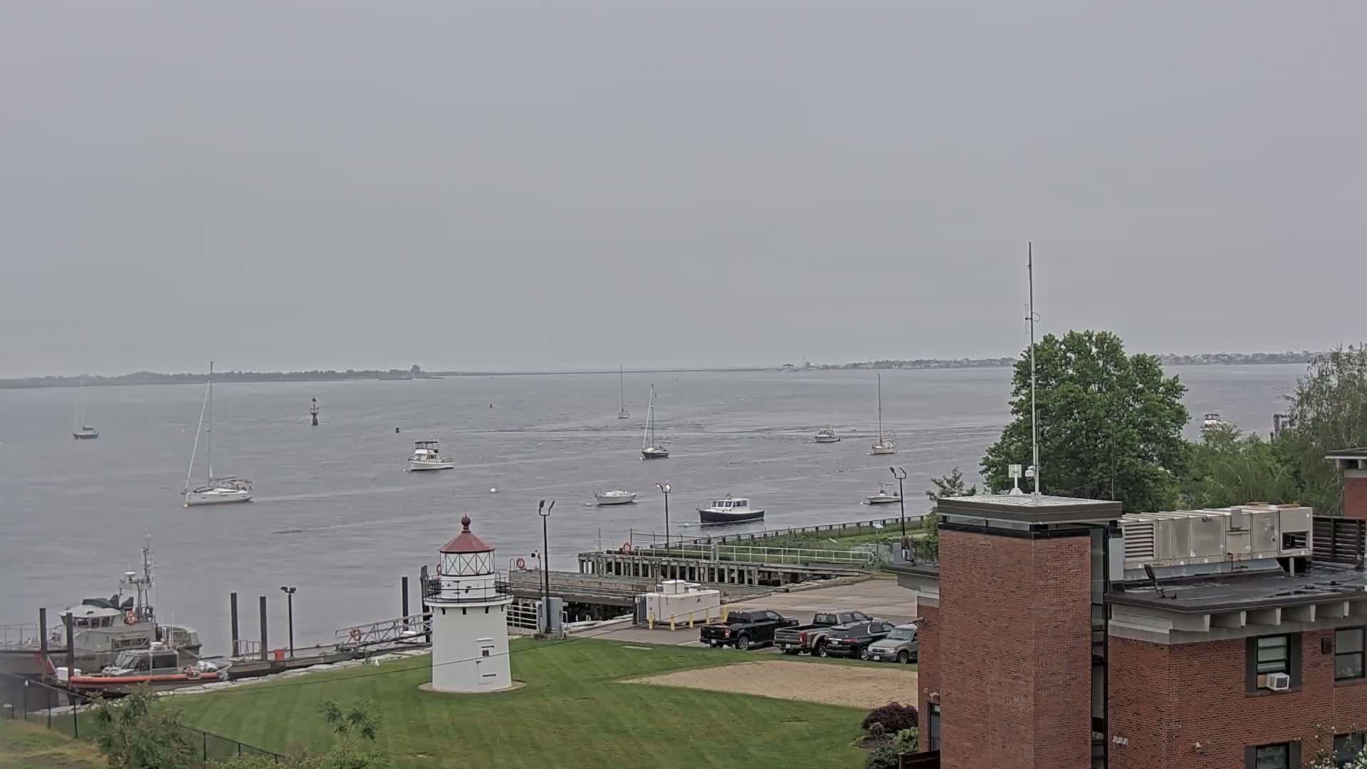 Newburyport,  Merrimack River Shipspotting Boat Traffic Live Cam - Newburyport, Essex, Massachusetts, USA
