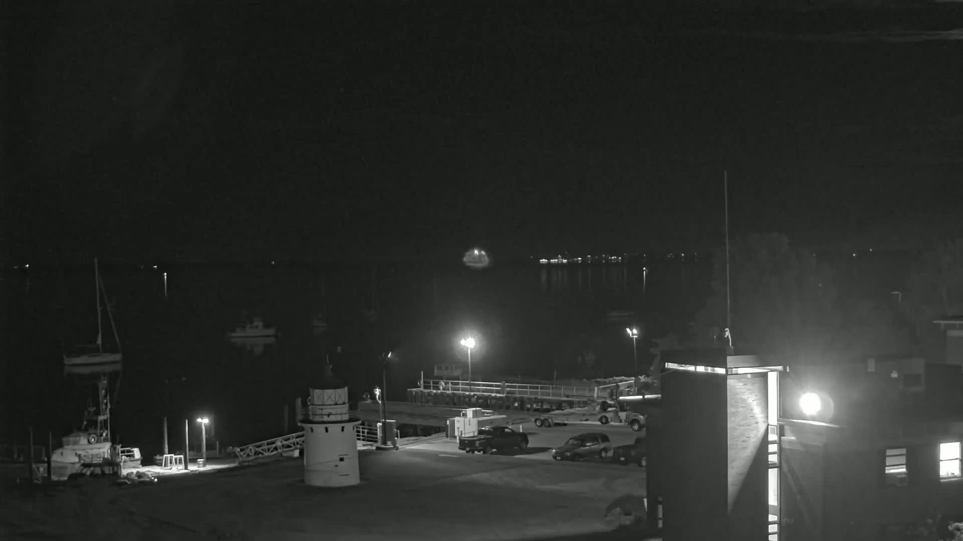 Newburyport,  Merrimack River Shipspotting Boat Traffic Live Cam - Newburyport, Essex, Massachusetts, USA
