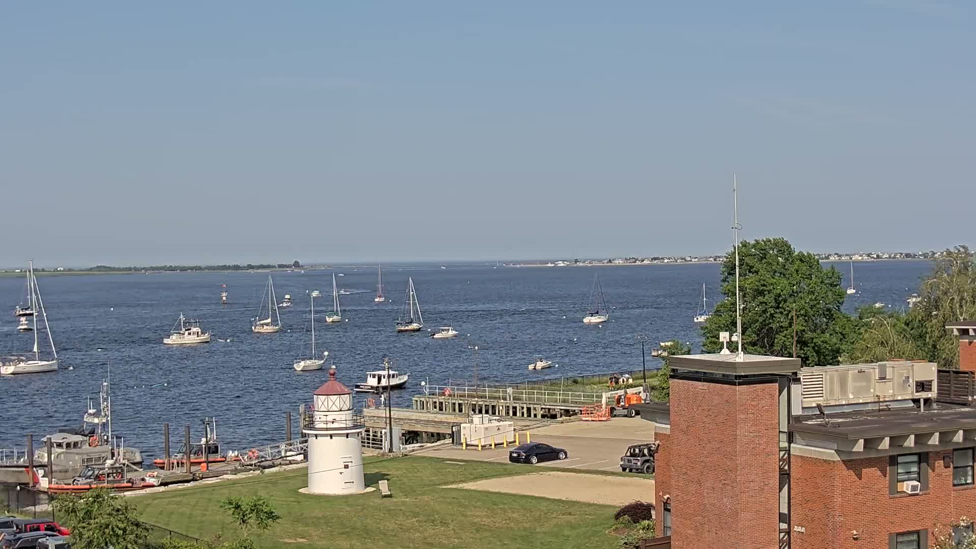 Newburyport,  Merrimack River Shipspotting Boat Traffic Live Cam - Newburyport, Essex, Massachusetts, USA