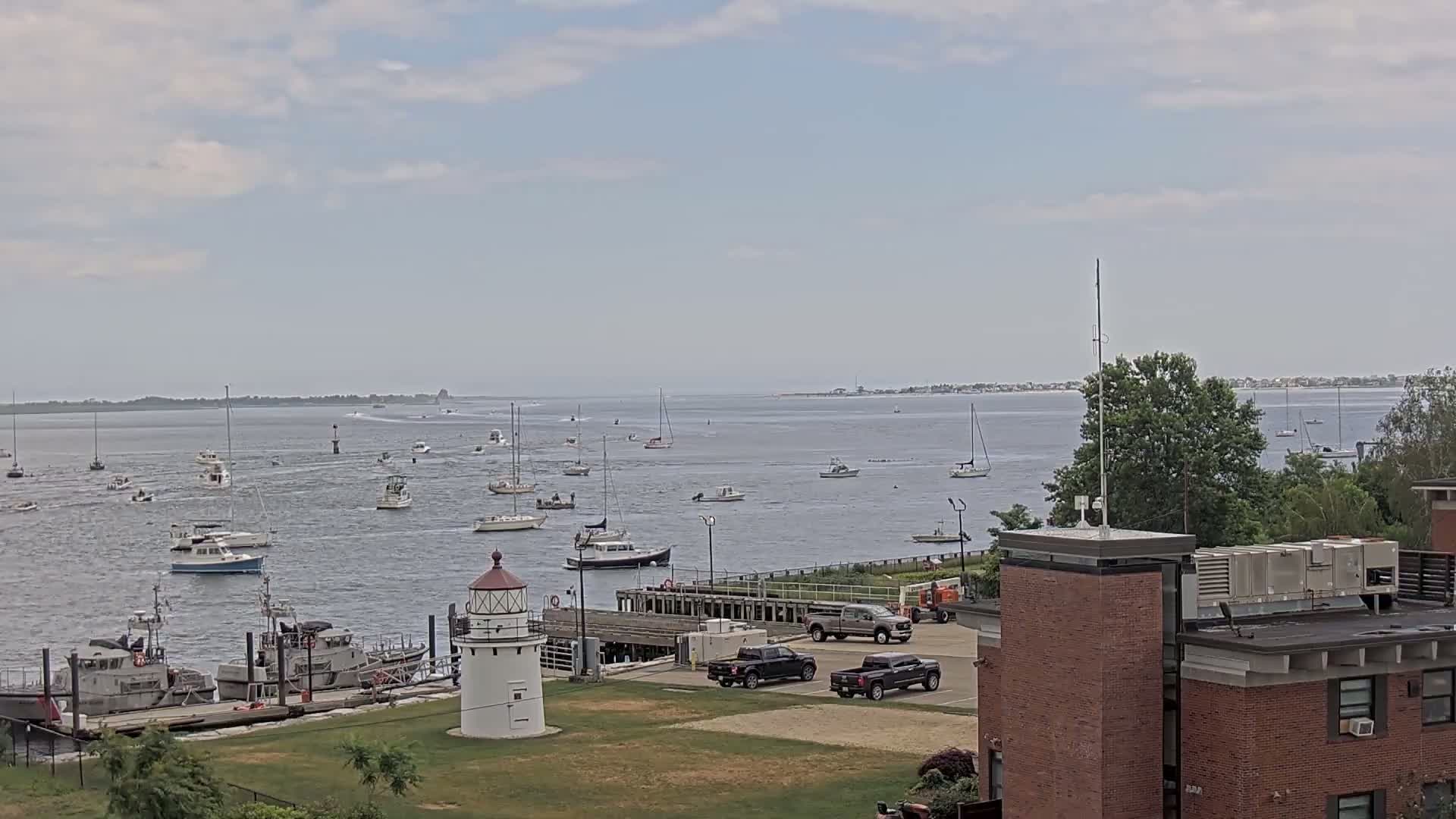 Newburyport,  Merrimack River Shipspotting Boat Traffic Live Cam - Newburyport, Essex, Massachusetts, USA