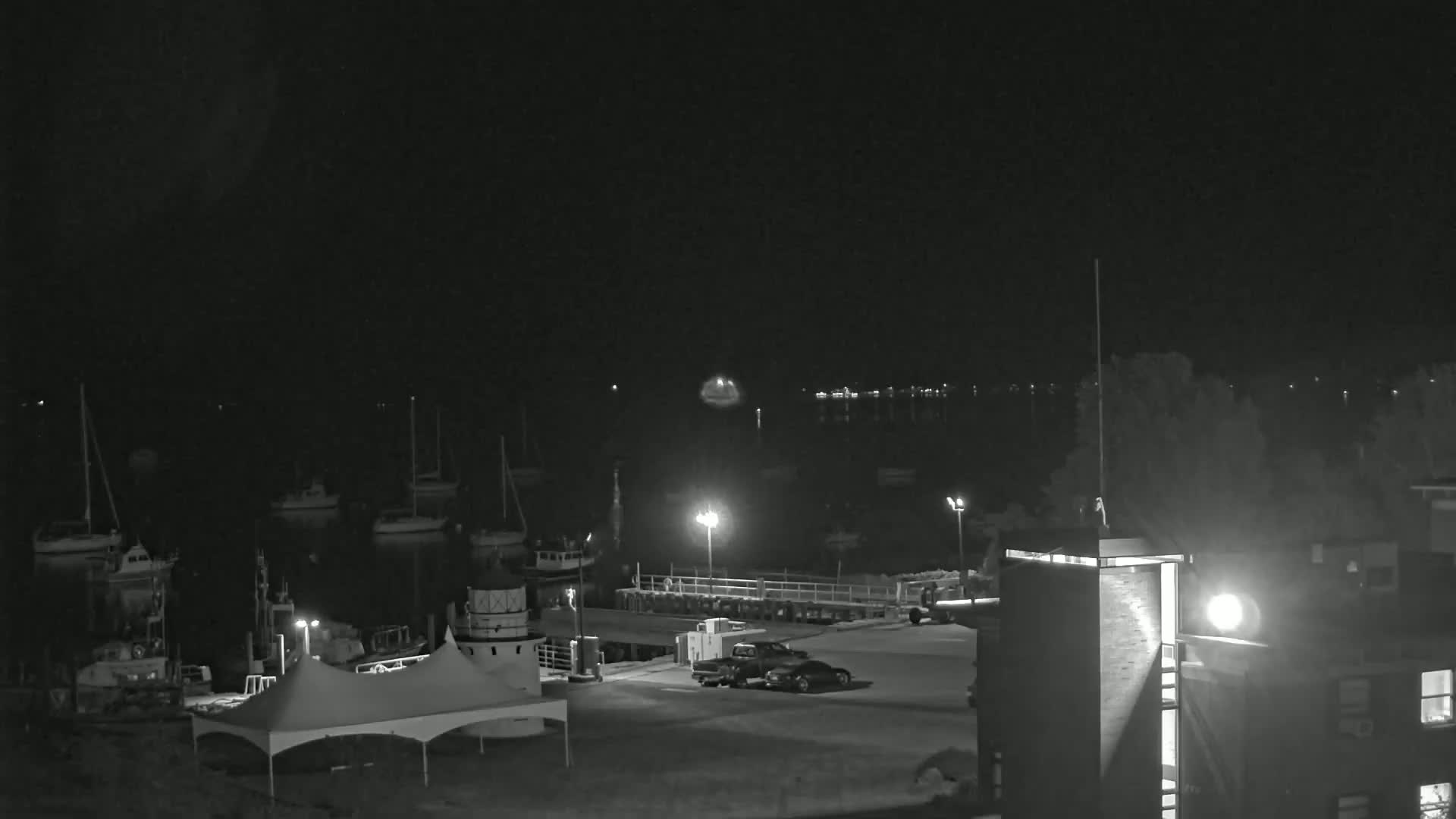 Newburyport,  Merrimack River Shipspotting Boat Traffic Live Cam - Newburyport, Essex, Massachusetts, USA