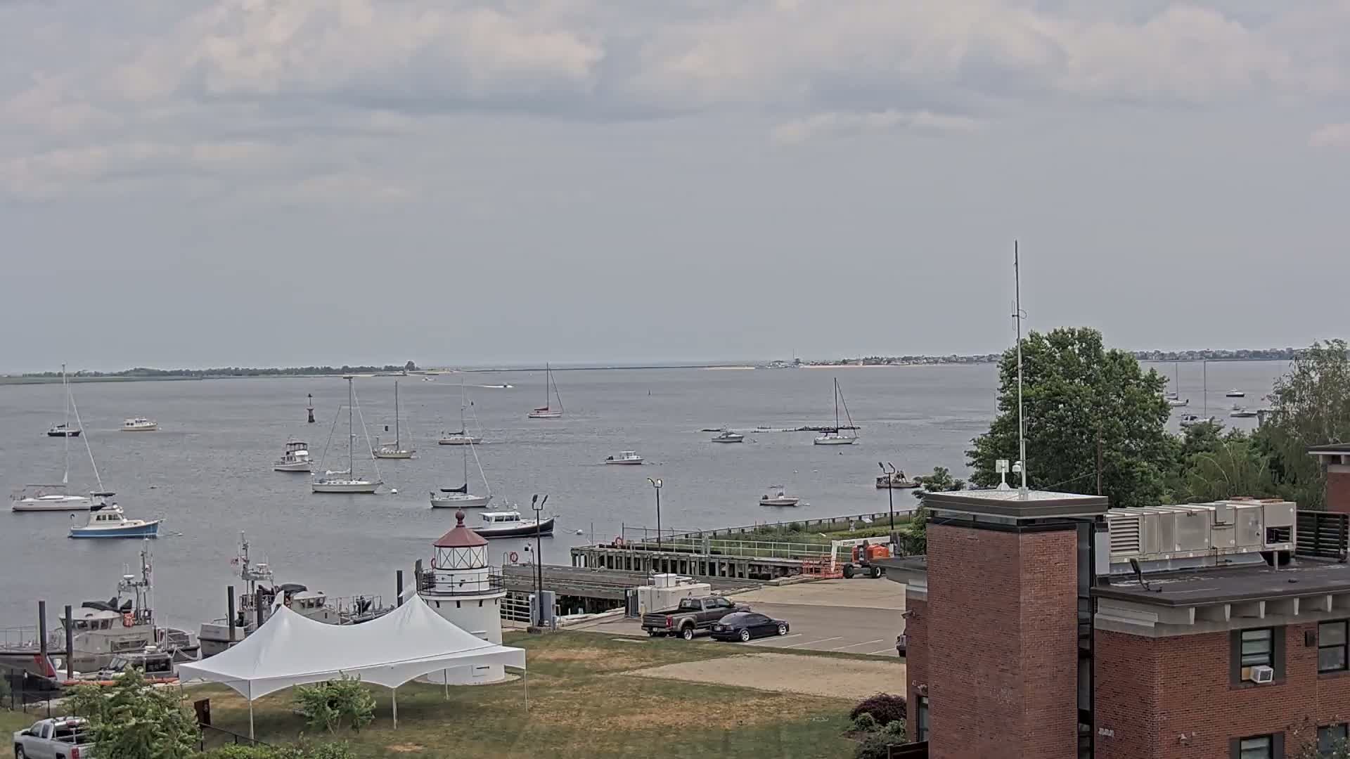 Newburyport,  Merrimack River Shipspotting Boat Traffic Live Cam - Newburyport, Essex, Massachusetts, USA