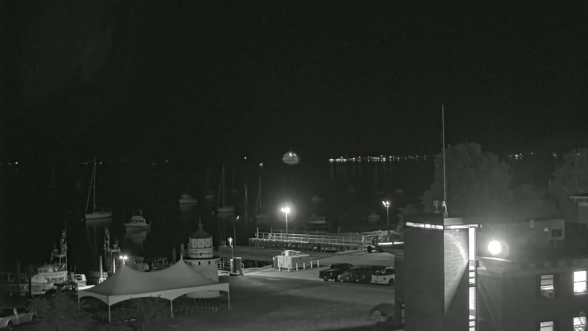 Newburyport,  Merrimack River Shipspotting Boat Traffic Live Cam - Newburyport, Essex, Massachusetts, USA