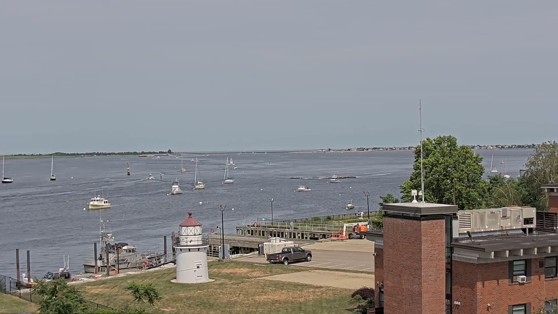 Newburyport,  Merrimack River Shipspotting Boat Traffic Live Cam - Newburyport, Essex, Massachusetts, USA