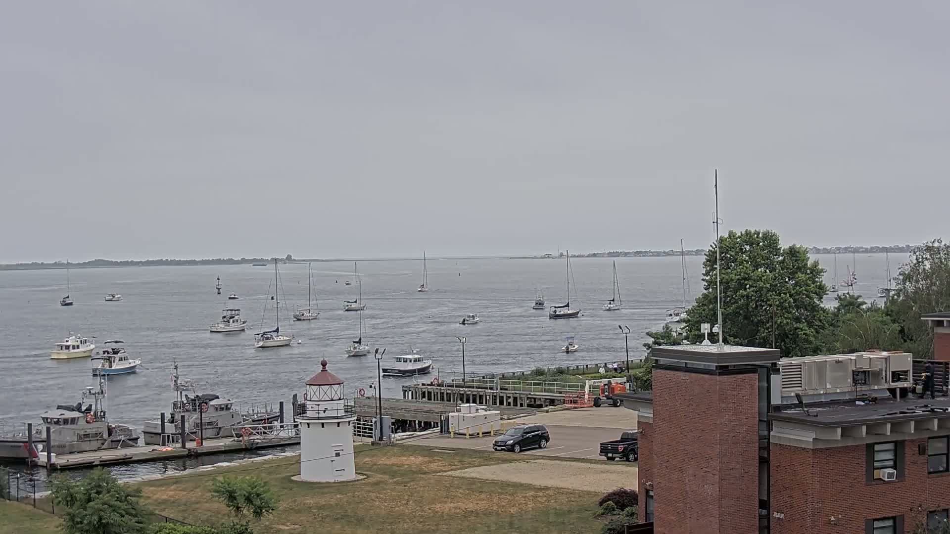 Newburyport,  Merrimack River Shipspotting Boat Traffic Live Cam - Newburyport, Essex, Massachusetts, USA
