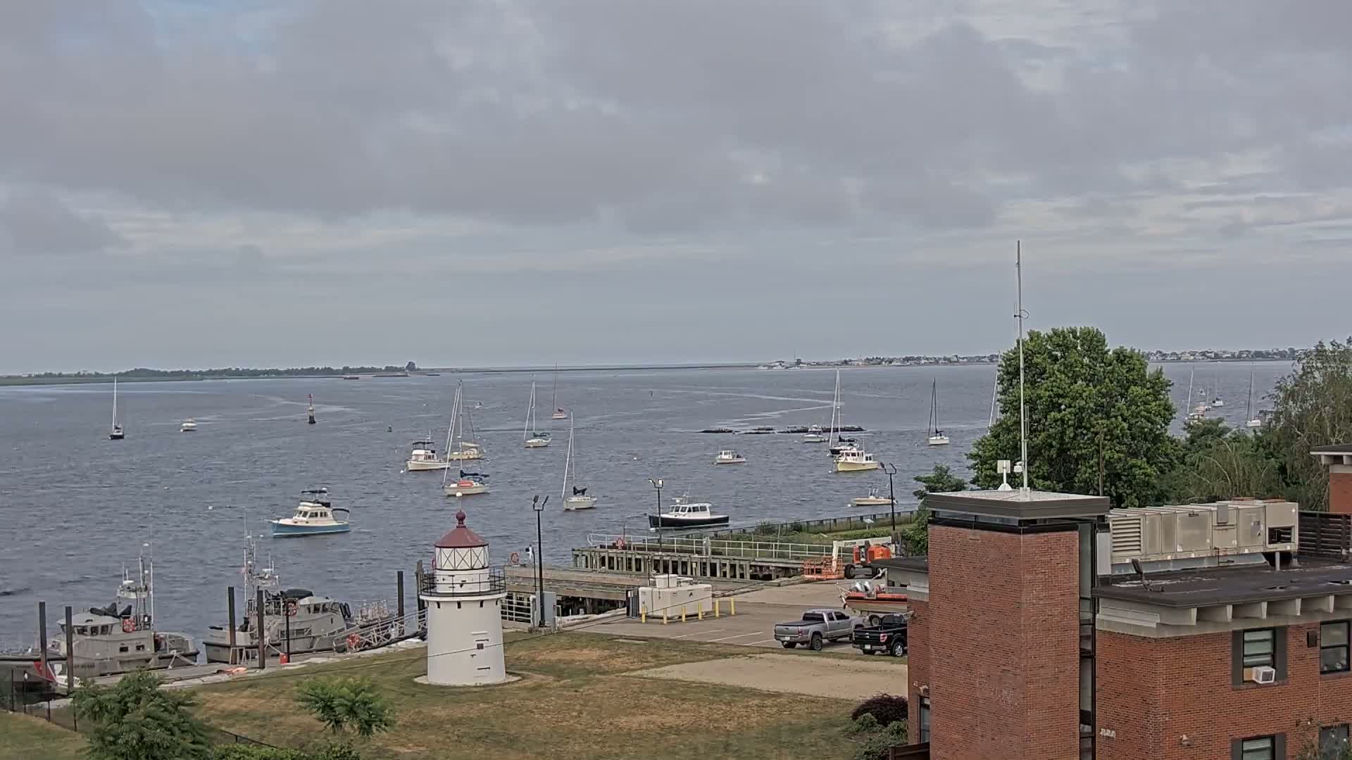 Newburyport,  Merrimack River Shipspotting Boat Traffic Live Cam - Newburyport, Essex, Massachusetts, USA