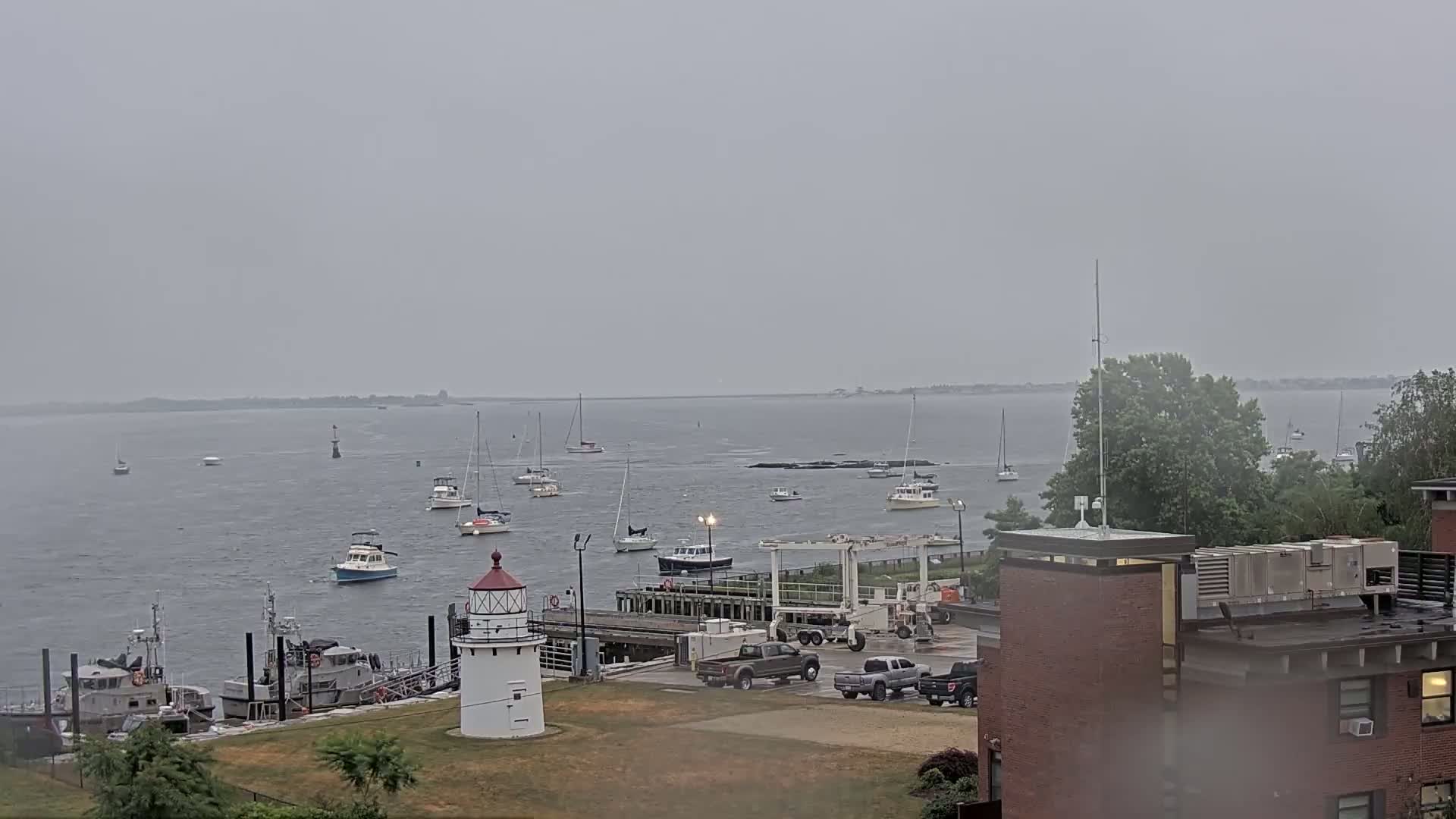 Newburyport,  Merrimack River Shipspotting Boat Traffic Live Cam - Newburyport, Essex, Massachusetts, USA
