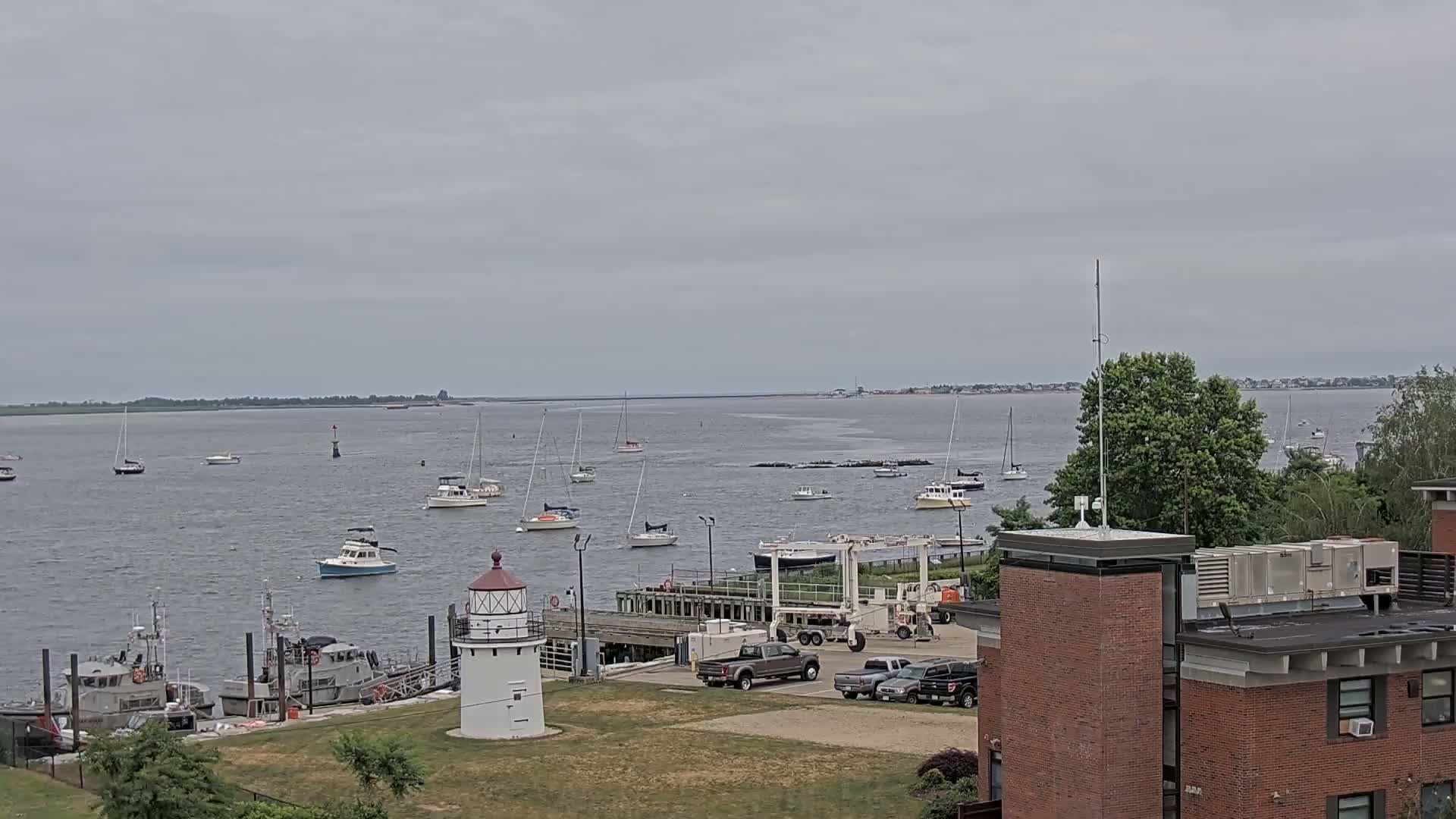 Newburyport,  Merrimack River Shipspotting Boat Traffic Live Cam - Newburyport, Essex, Massachusetts, USA