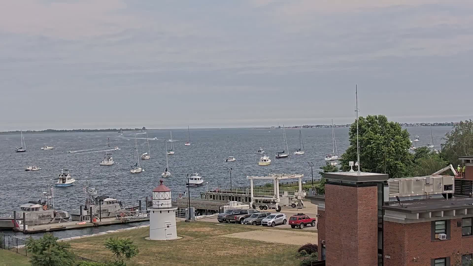 Newburyport,  Merrimack River Shipspotting Boat Traffic Live Cam - Newburyport, Essex, Massachusetts, USA