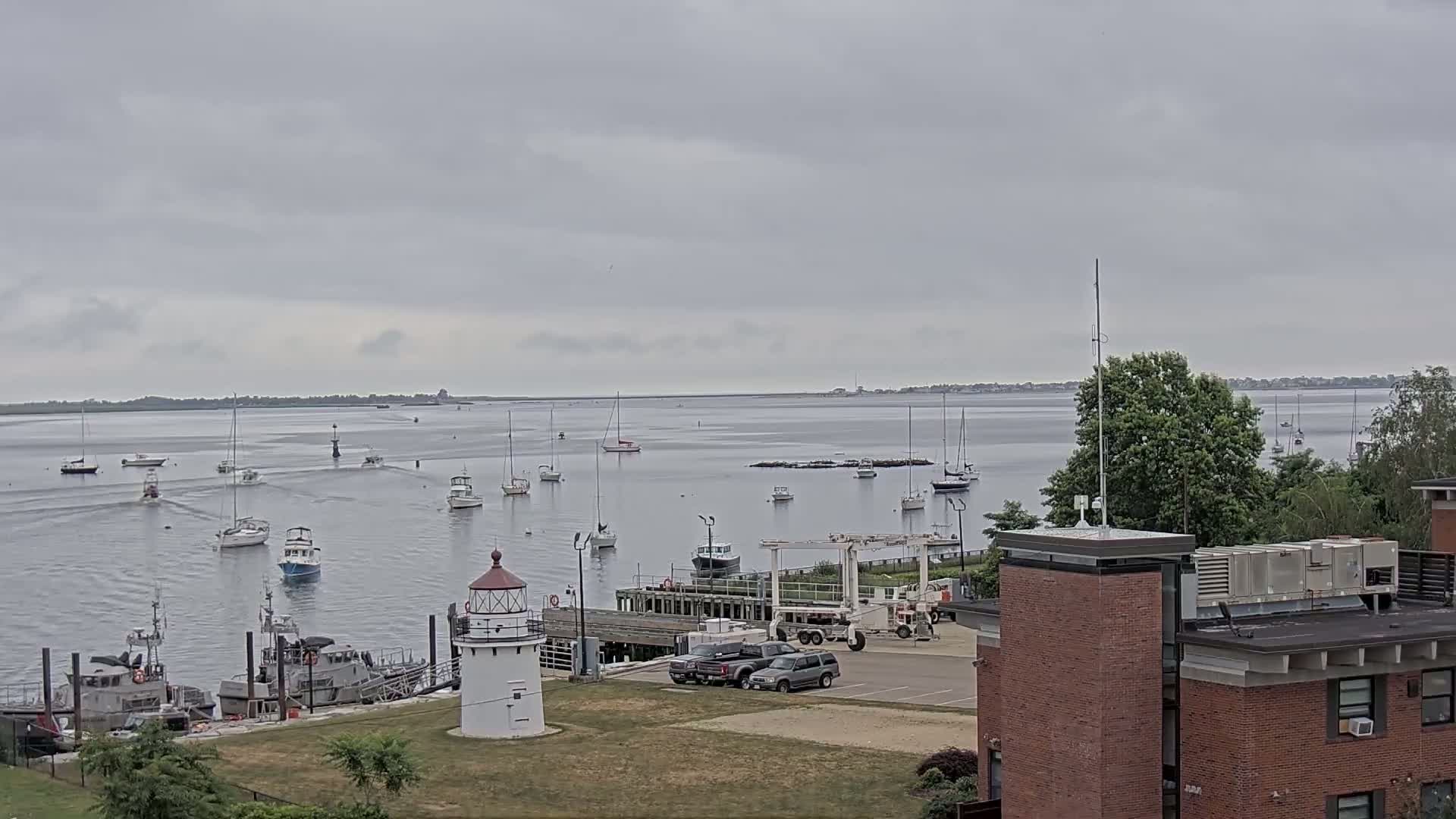 Newburyport,  Merrimack River Shipspotting Boat Traffic Live Cam - Newburyport, Essex, Massachusetts, USA