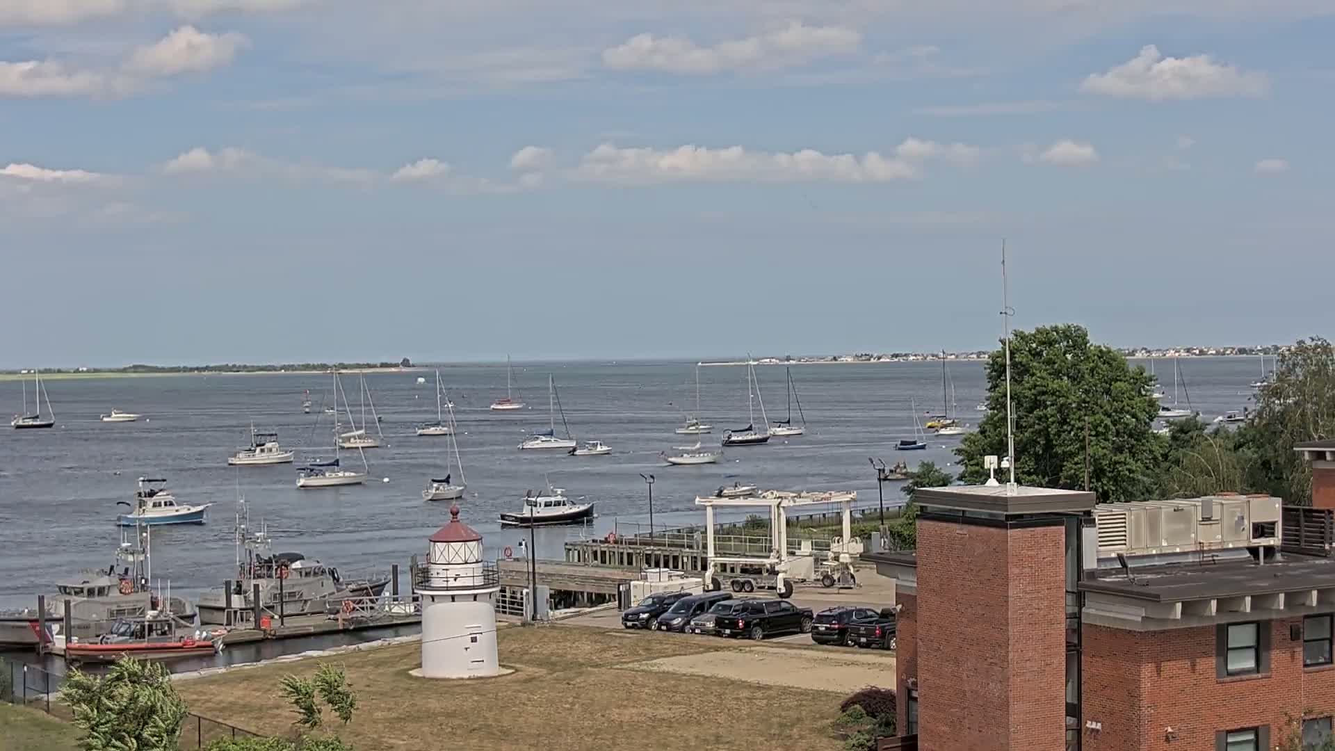 Newburyport,  Merrimack River Shipspotting Boat Traffic Live Cam - Newburyport, Essex, Massachusetts, USA