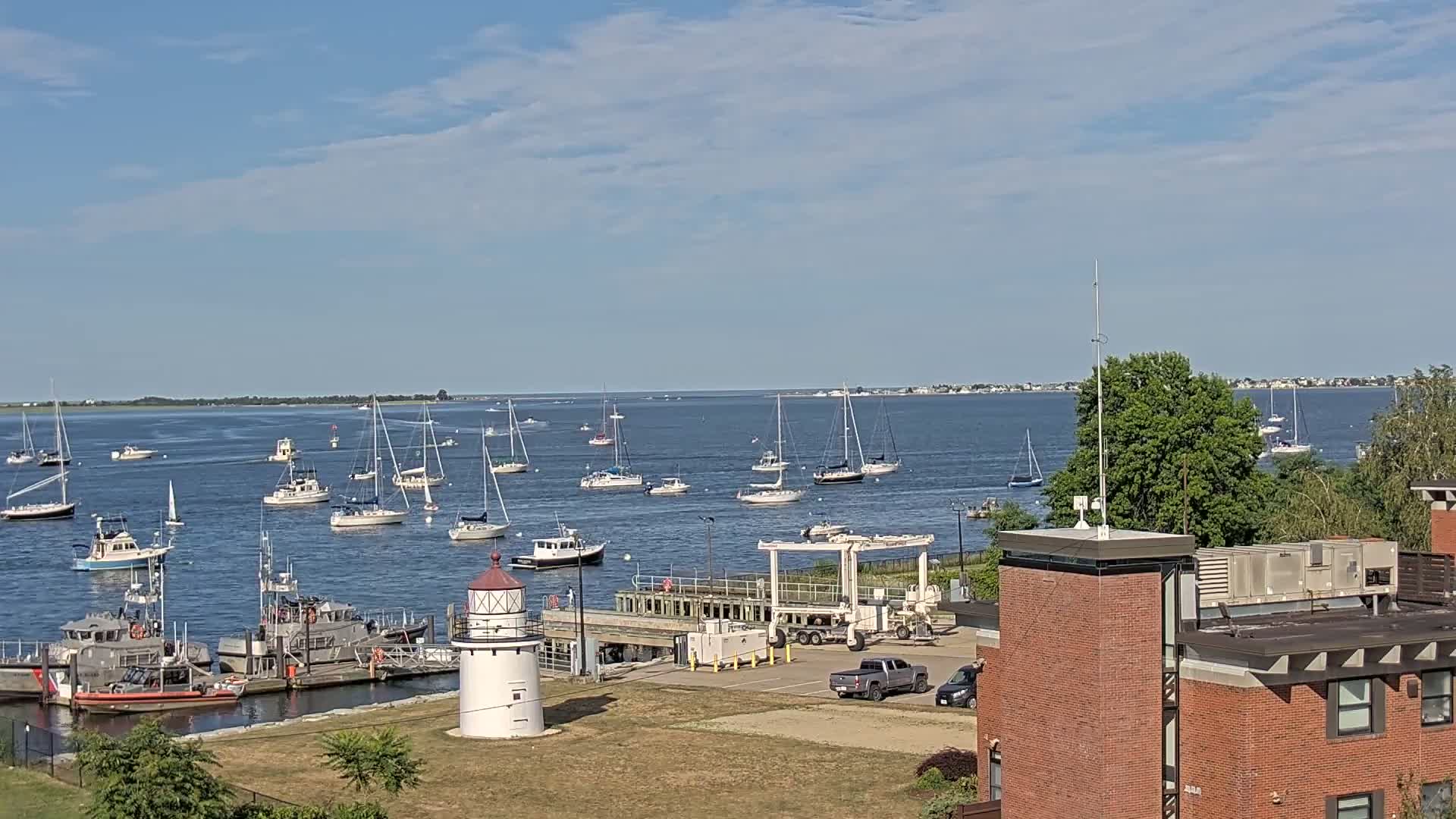 Newburyport,  Merrimack River Shipspotting Boat Traffic Live Cam - Newburyport, Essex, Massachusetts, USA