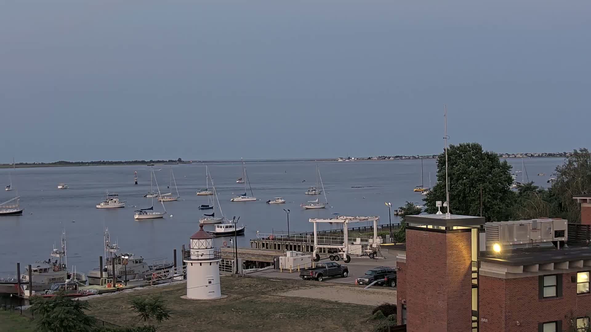 Newburyport,  Merrimack River Shipspotting Boat Traffic Live Cam - Newburyport, Essex, Massachusetts, USA