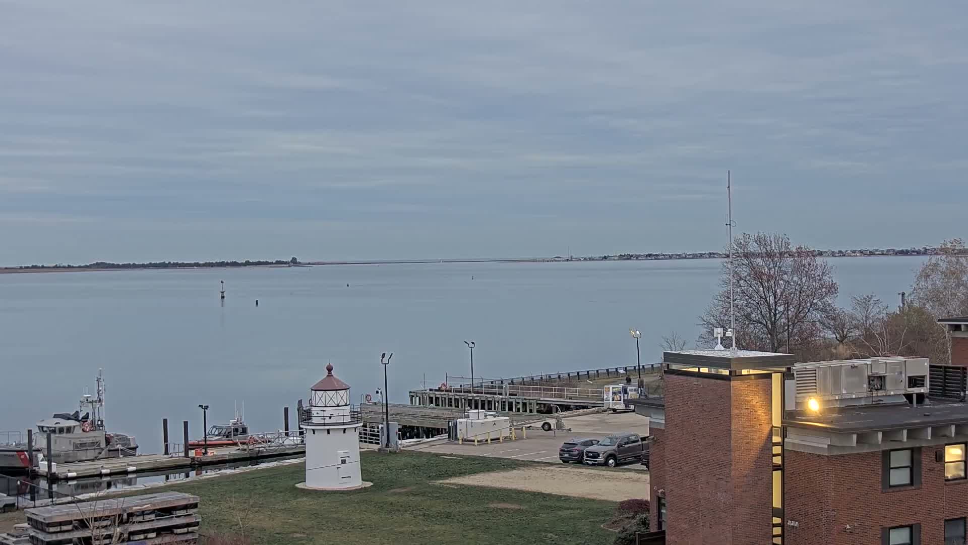 Newburyport,  Merrimack River Shipspotting Boat Traffic Live Cam - Newburyport, Essex, Massachusetts, USA
