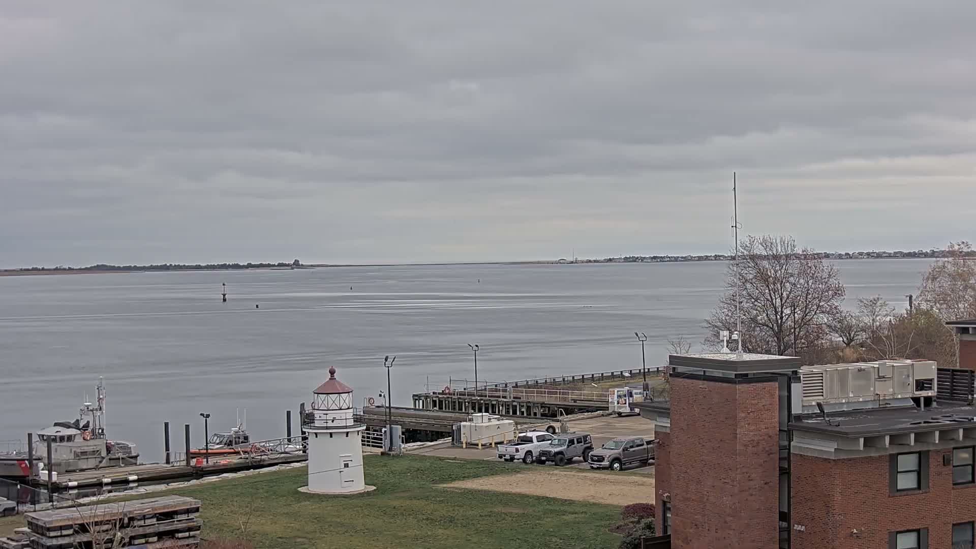 Newburyport,  Merrimack River Shipspotting Boat Traffic Live Cam - Newburyport, Essex, Massachusetts, USA