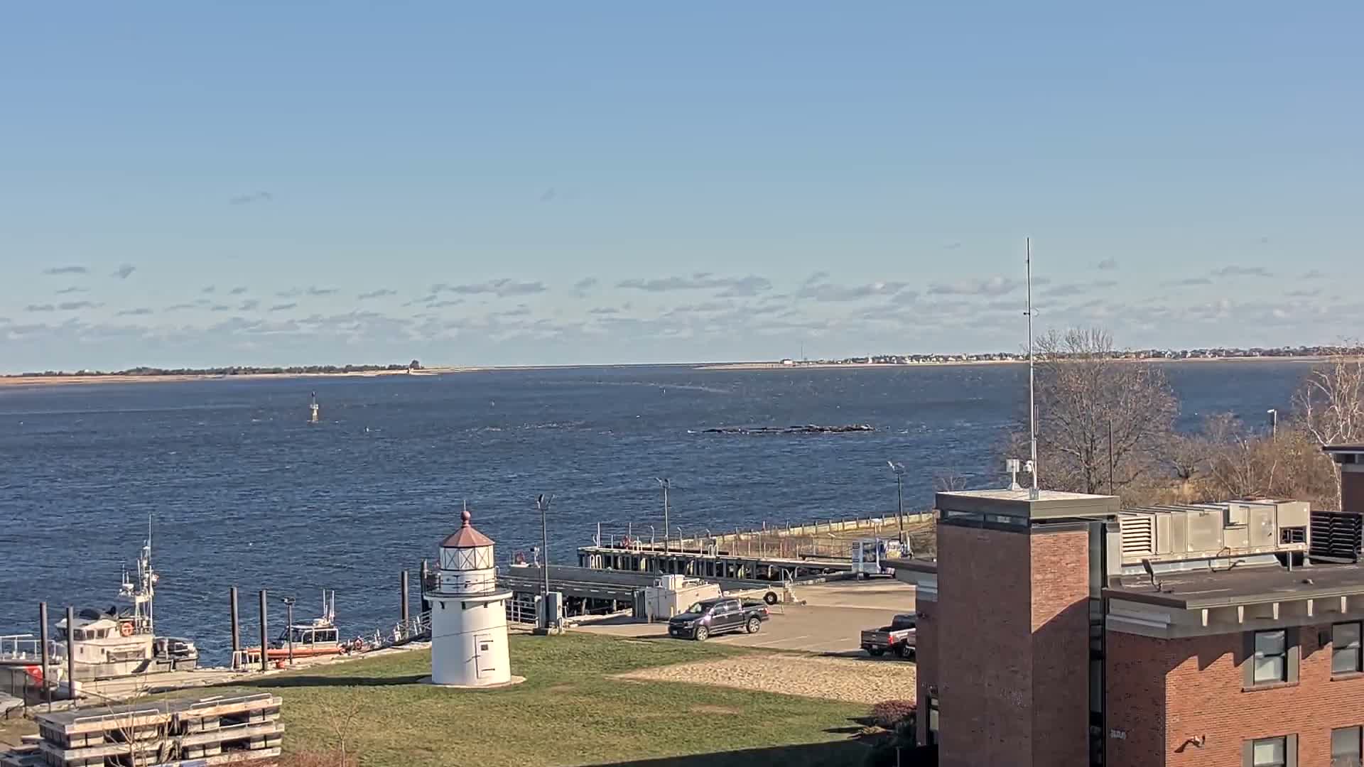 Newburyport,  Merrimack River Shipspotting Boat Traffic Live Cam - Newburyport, Essex, Massachusetts, USA