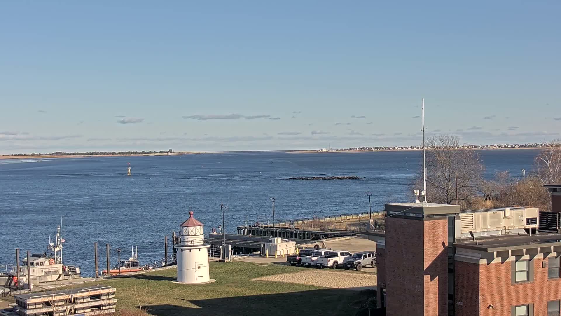 Newburyport,  Merrimack River Shipspotting Boat Traffic Live Cam - Newburyport, Essex, Massachusetts, USA