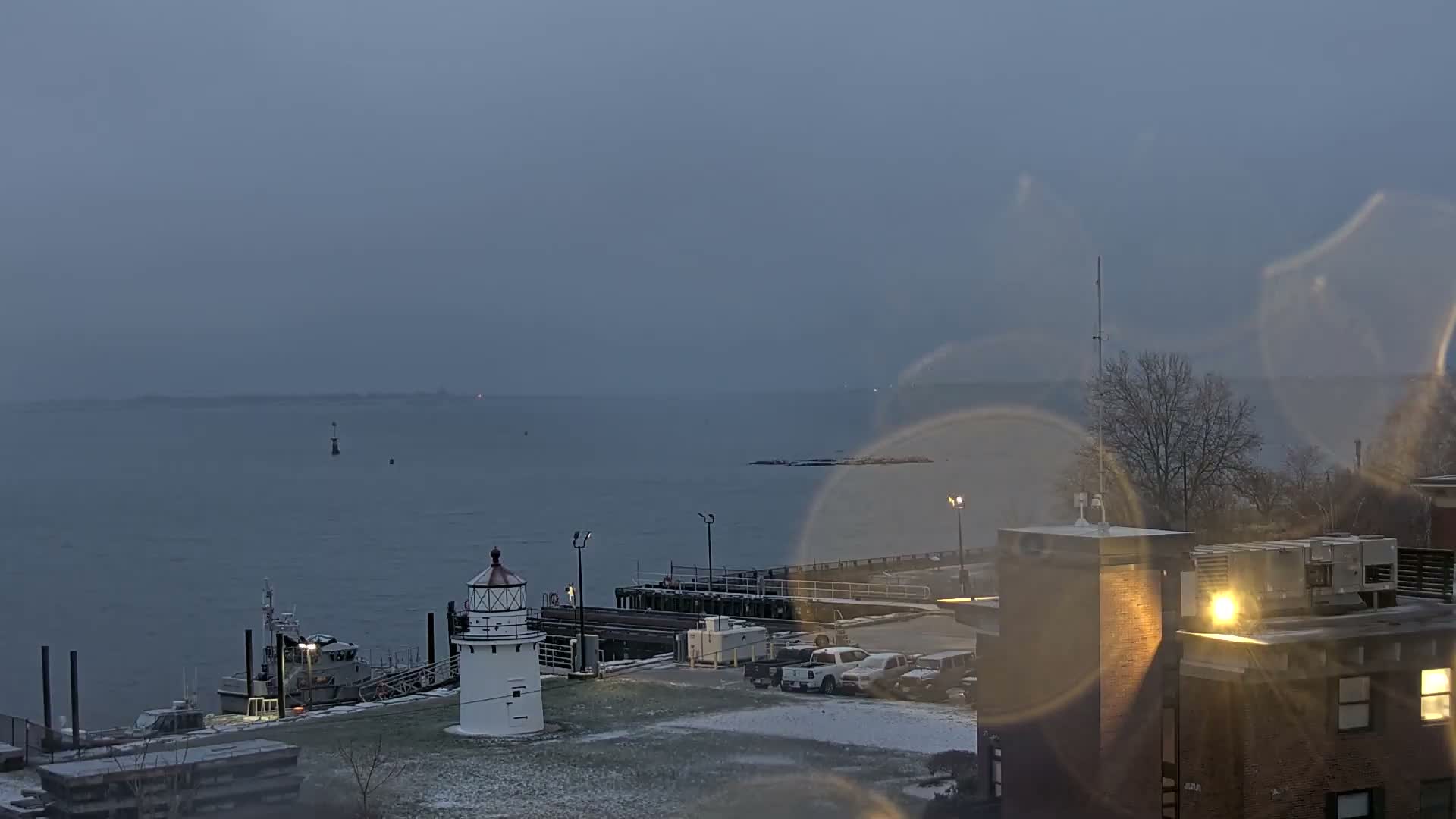 Newburyport,  Merrimack River Shipspotting Boat Traffic Live Cam - Newburyport, Essex, Massachusetts, USA