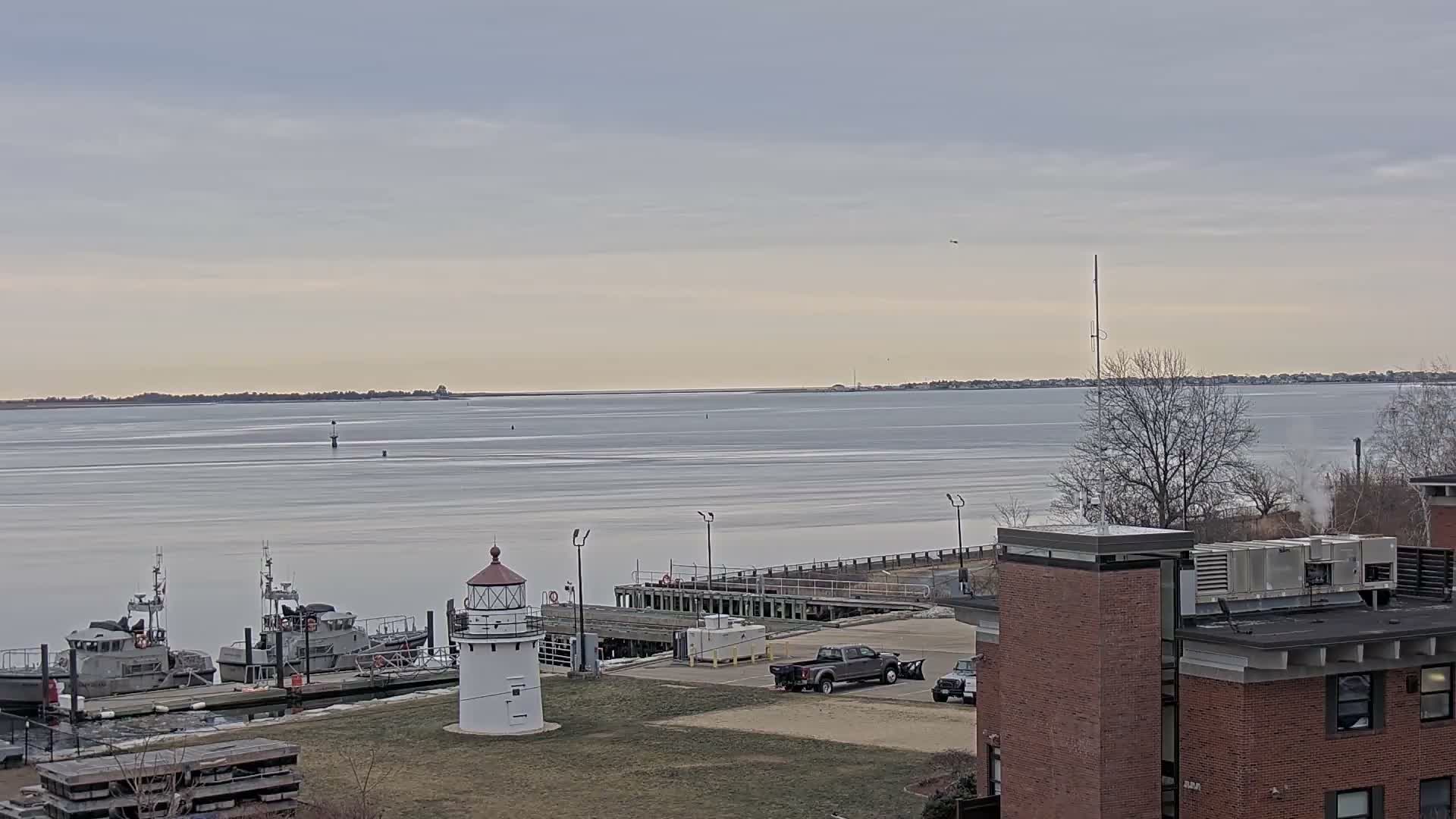 Newburyport,  Merrimack River Shipspotting Boat Traffic Live Cam - Newburyport, Essex, Massachusetts, USA