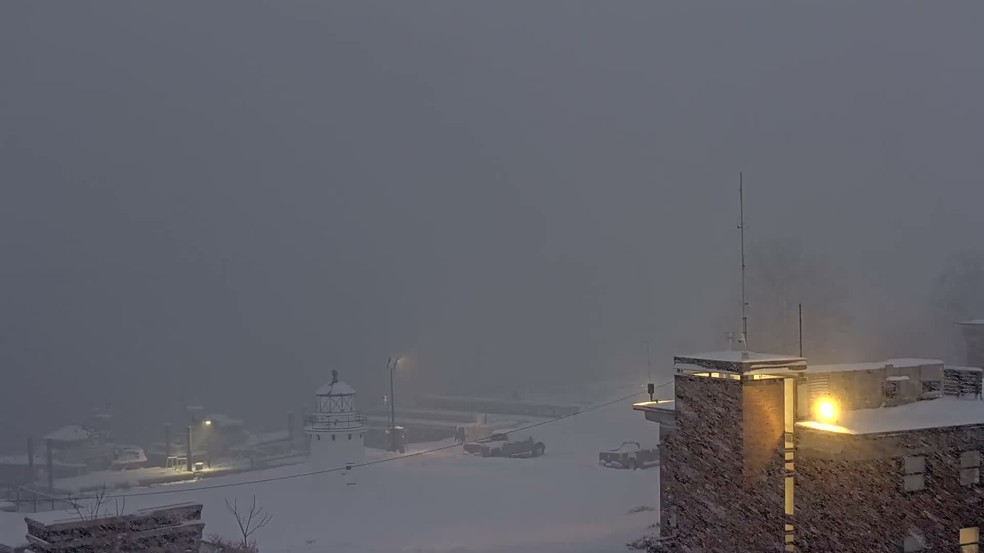 Newburyport,  Merrimack River Shipspotting Boat Traffic Live Cam - Newburyport, Essex, Massachusetts, USA