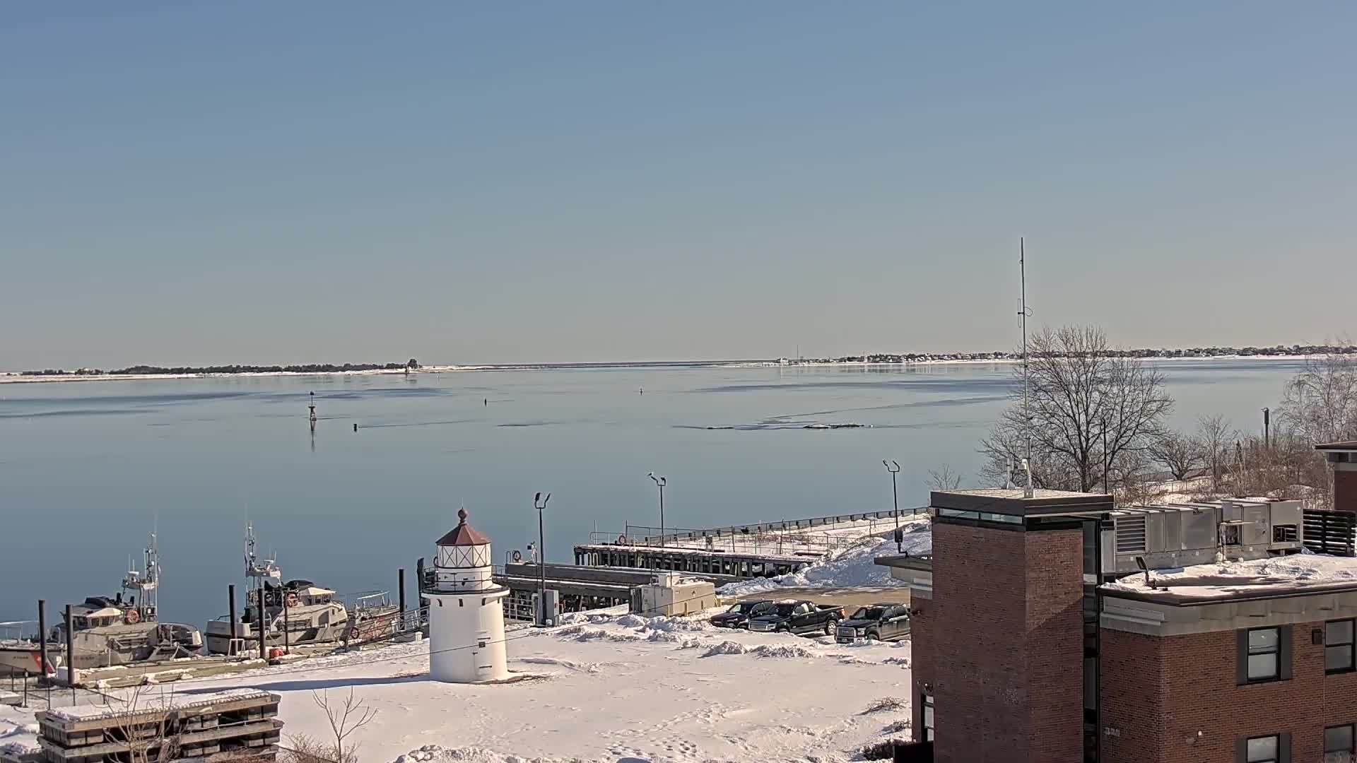 Newburyport,  Merrimack River Shipspotting Boat Traffic Live Cam - Newburyport, Essex, Massachusetts, USA