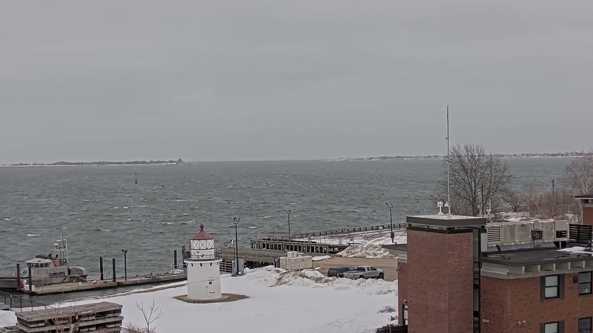Newburyport,  Merrimack River Shipspotting Boat Traffic Live Cam - Newburyport, Essex, Massachusetts, USA