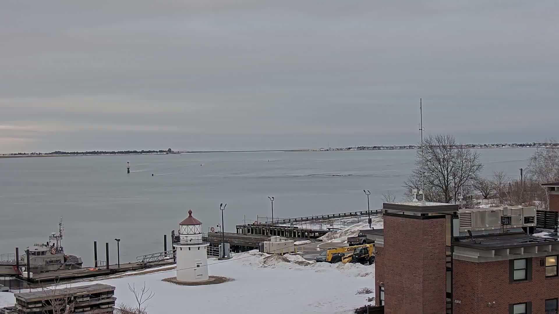 Newburyport,  Merrimack River Shipspotting Boat Traffic Live Cam - Newburyport, Essex, Massachusetts, USA