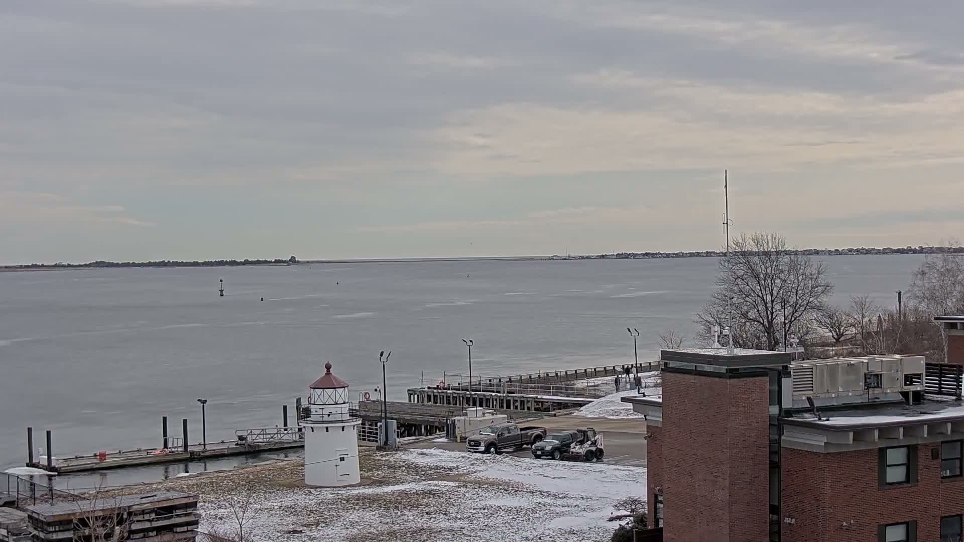 Newburyport,  Merrimack River Shipspotting Boat Traffic Live Cam - Newburyport, Essex, Massachusetts, USA