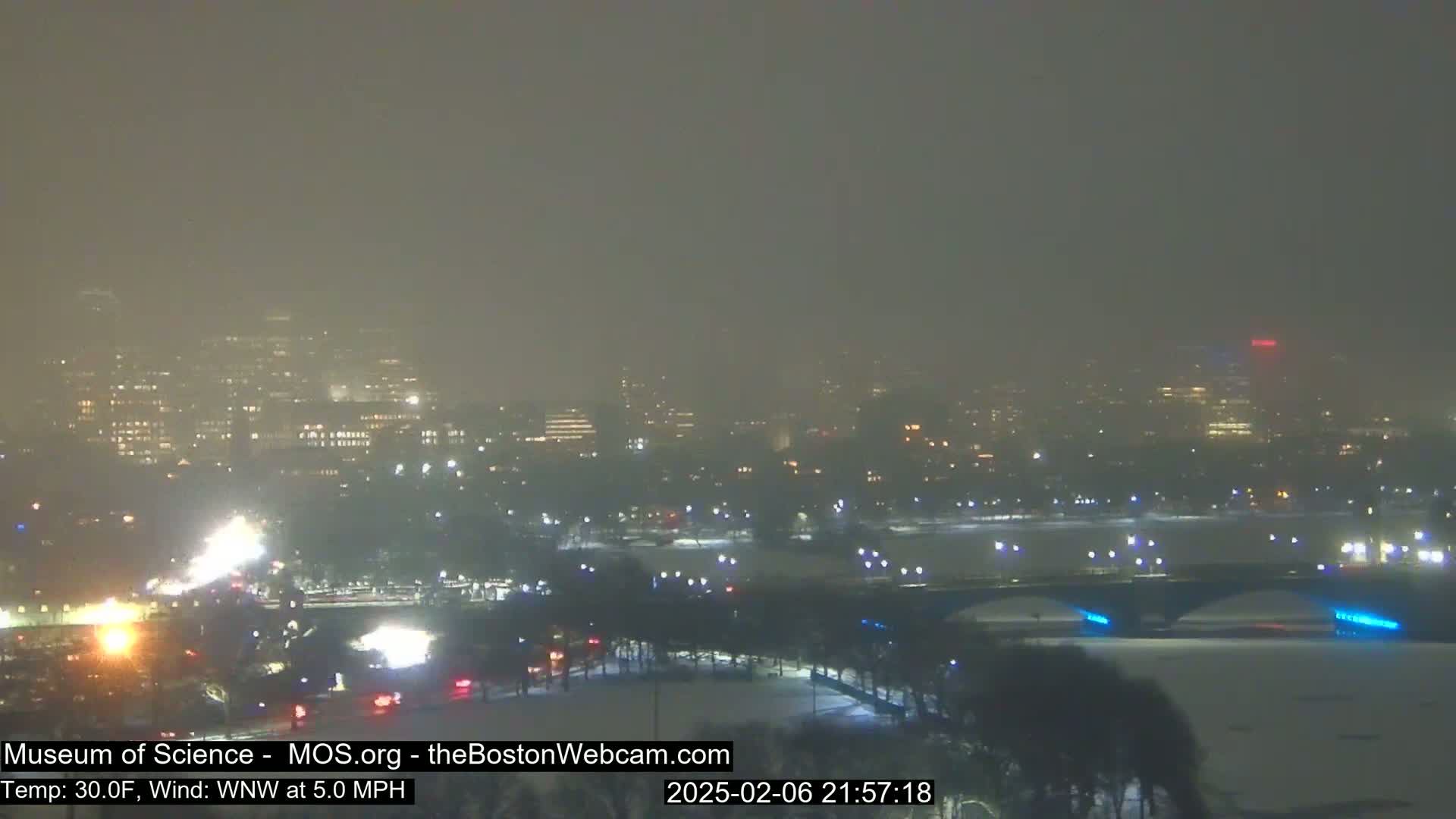 Charles River & Boston City View Live Cam - Boston, Massachusetts, USA
