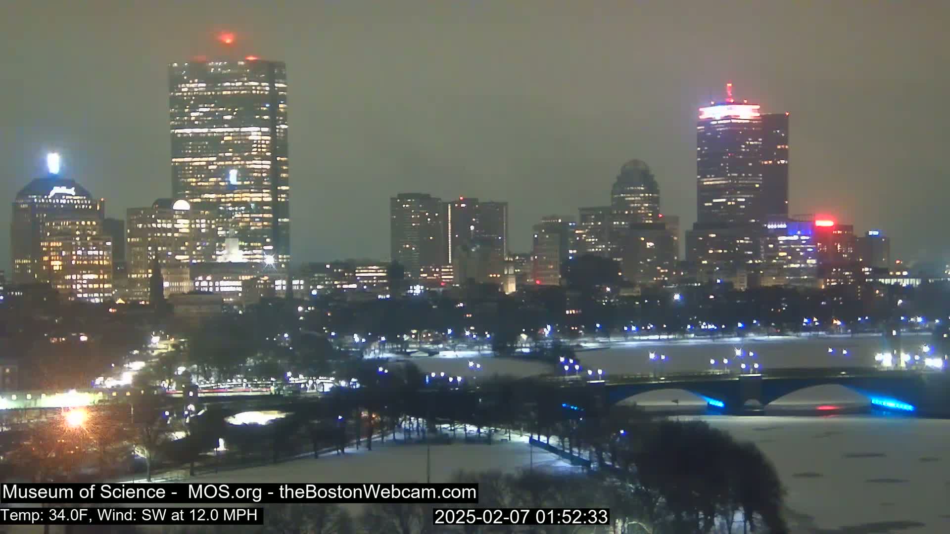 Charles River & Boston City View Live Cam - Boston, Massachusetts, USA