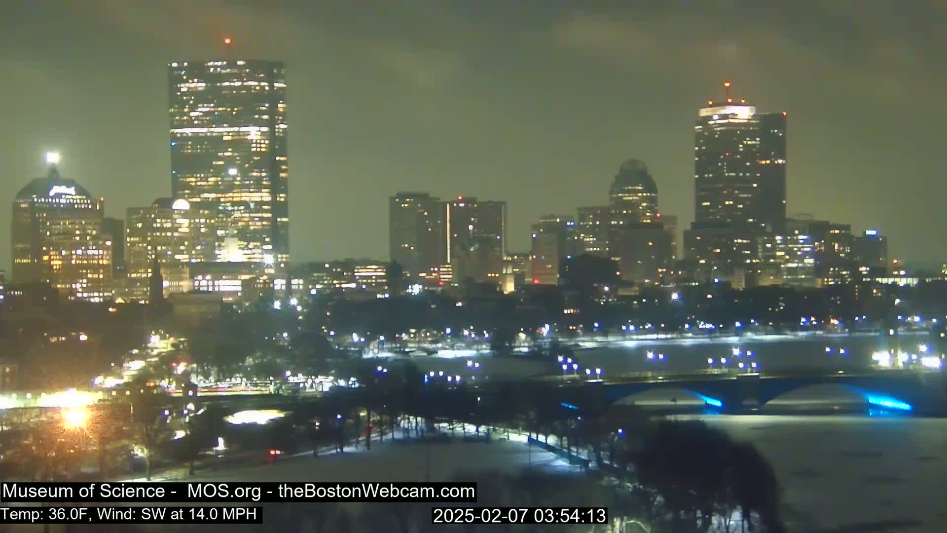 Charles River & Boston City View Live Cam - Boston, Massachusetts, USA