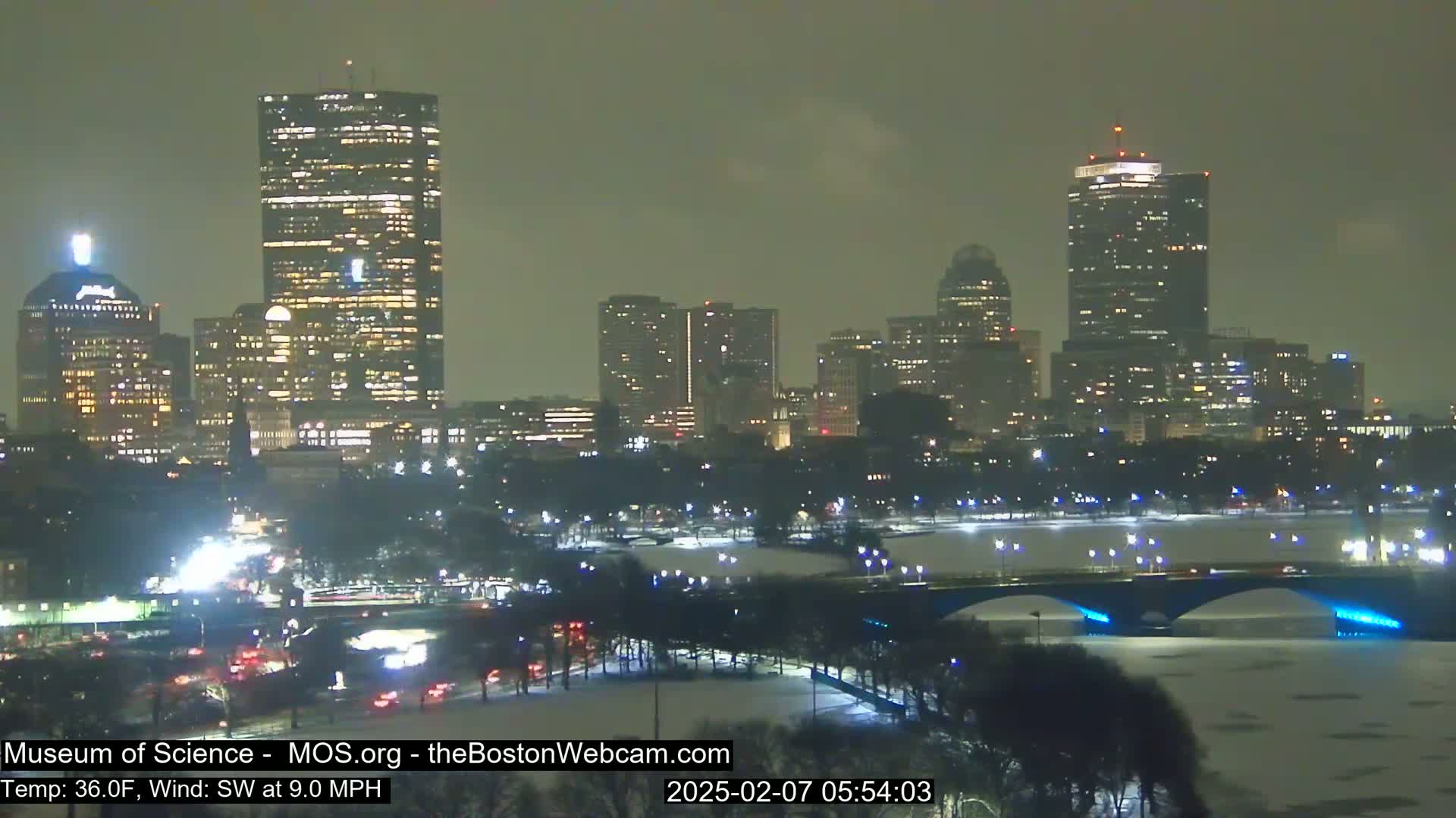Charles River & Boston City View Live Cam - Boston, Massachusetts, USA