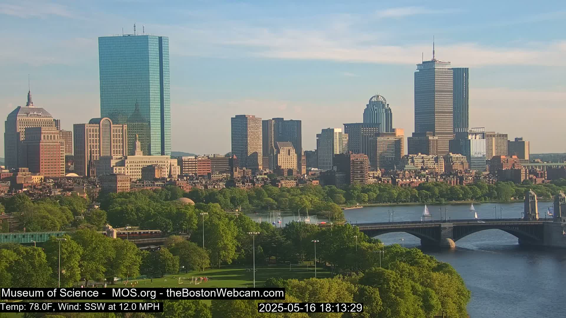 Charles River & Boston City View Live Cam - Boston, Massachusetts, USA
