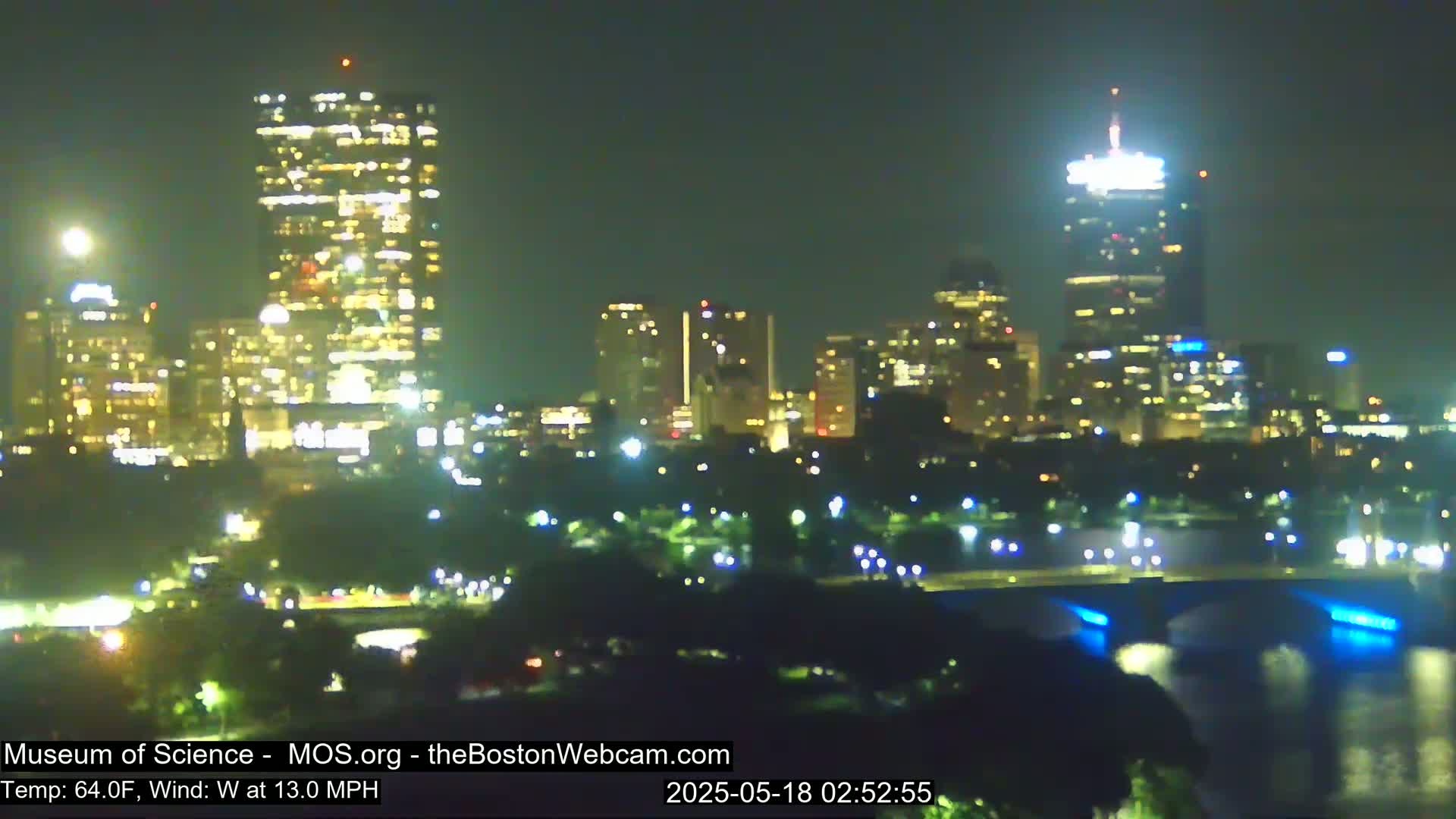 Charles River & Boston City View Live Cam - Boston, Massachusetts, USA
