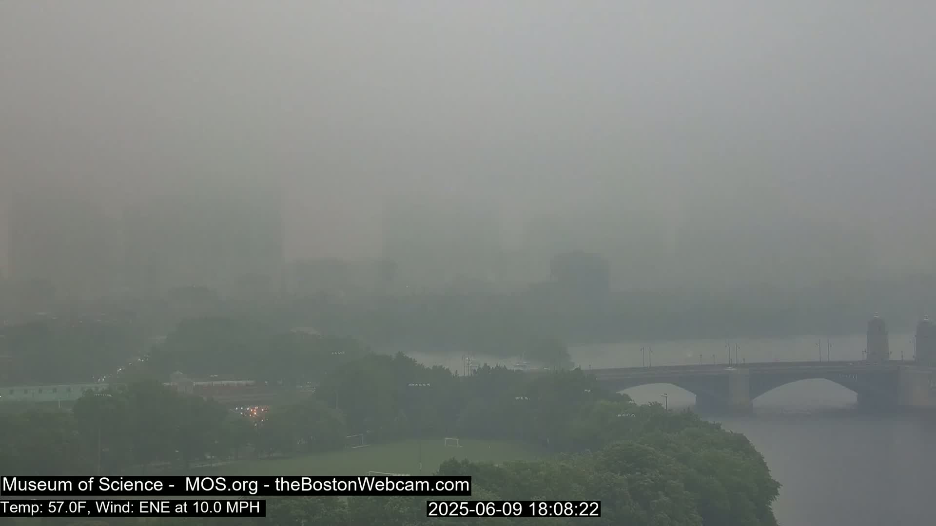 Charles River & Boston City View Live Cam - Boston, Massachusetts, USA