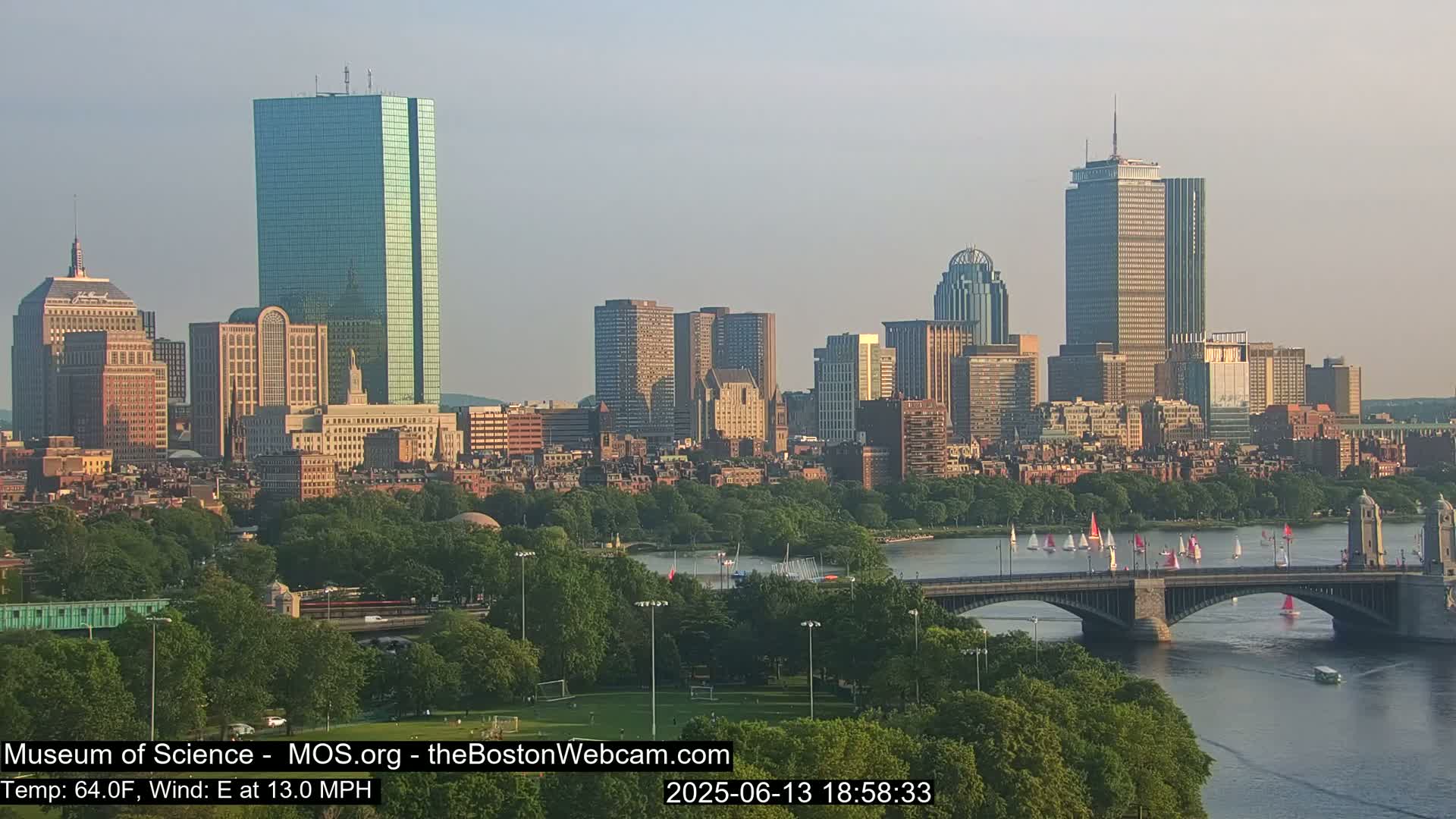 Charles River & Boston City View Live Cam - Boston, Massachusetts, USA