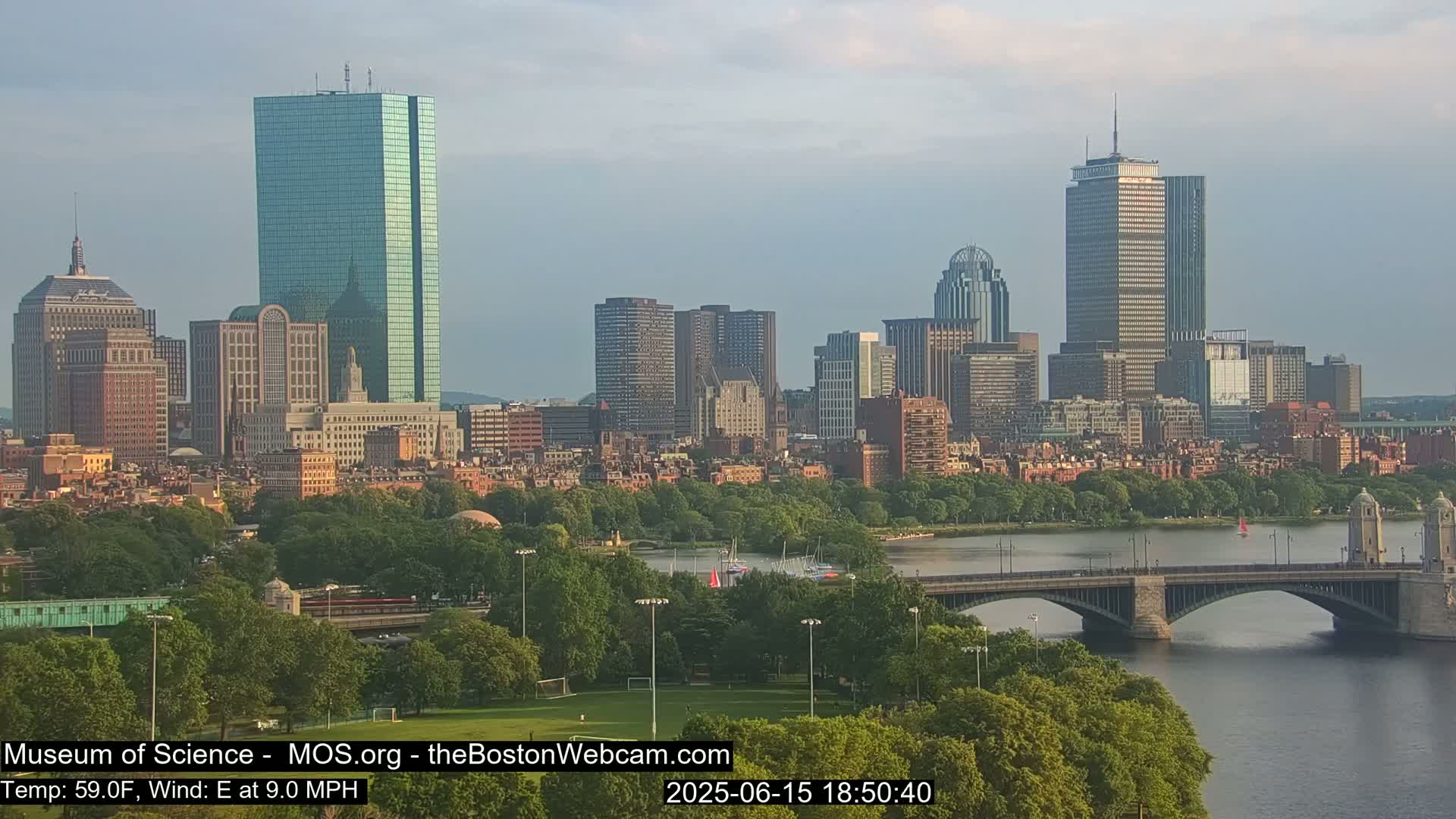 Charles River & Boston City View Live Cam - Boston, Massachusetts, USA