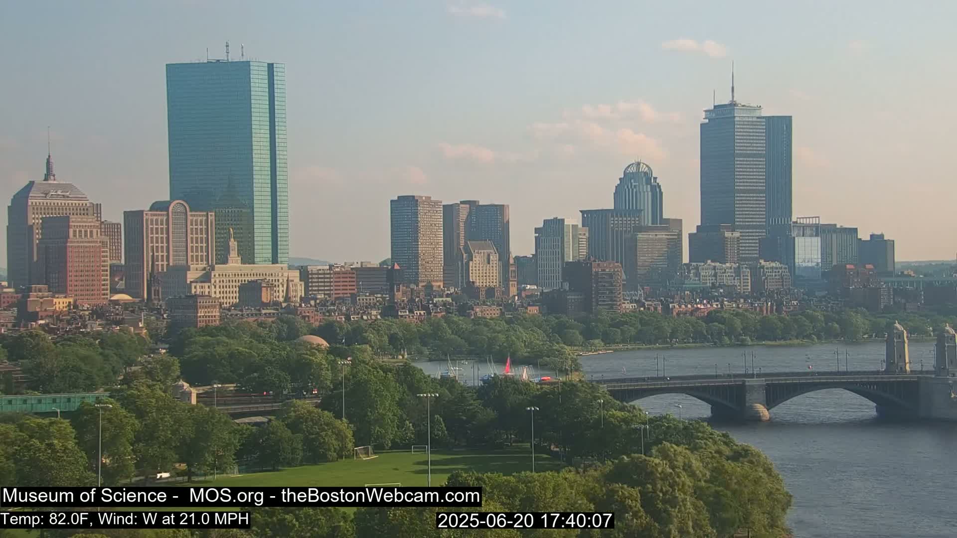 Charles River & Boston City View Live Cam - Boston, Massachusetts, USA