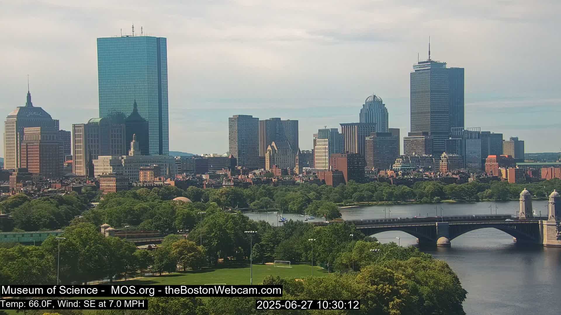 Charles River & Boston City View Live Cam - Boston, Massachusetts, USA